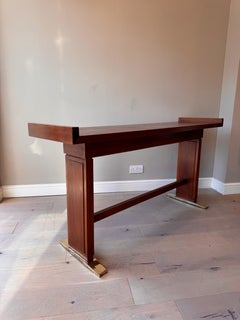 Una rara consolle di design architettonico di Giovanni Michelucci