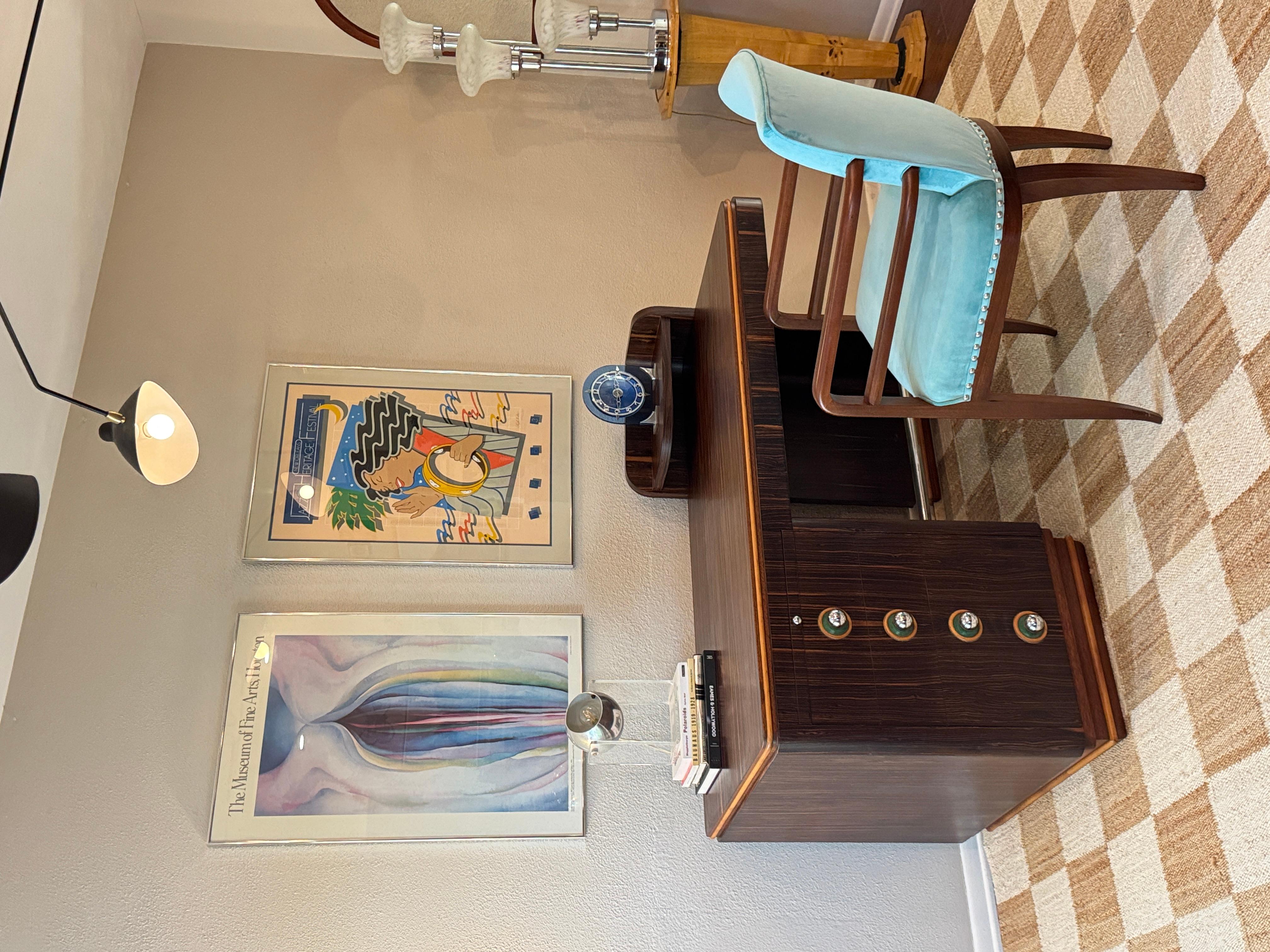 Rara poltrona art déco in vero velluto blu, anni '30 circa. in vendita 3