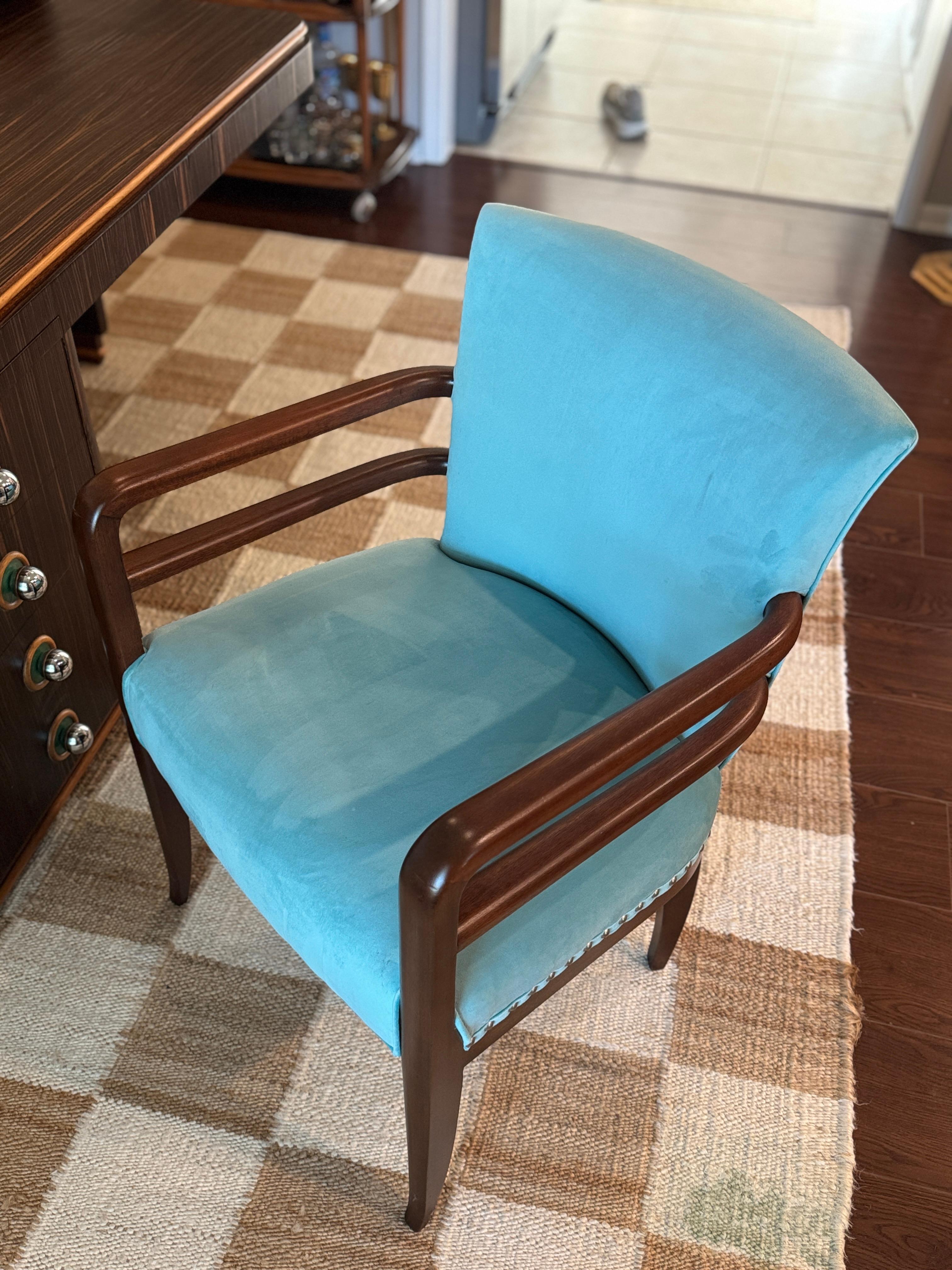 Legno Rara poltrona art déco in vero velluto blu, anni '30 circa. in vendita