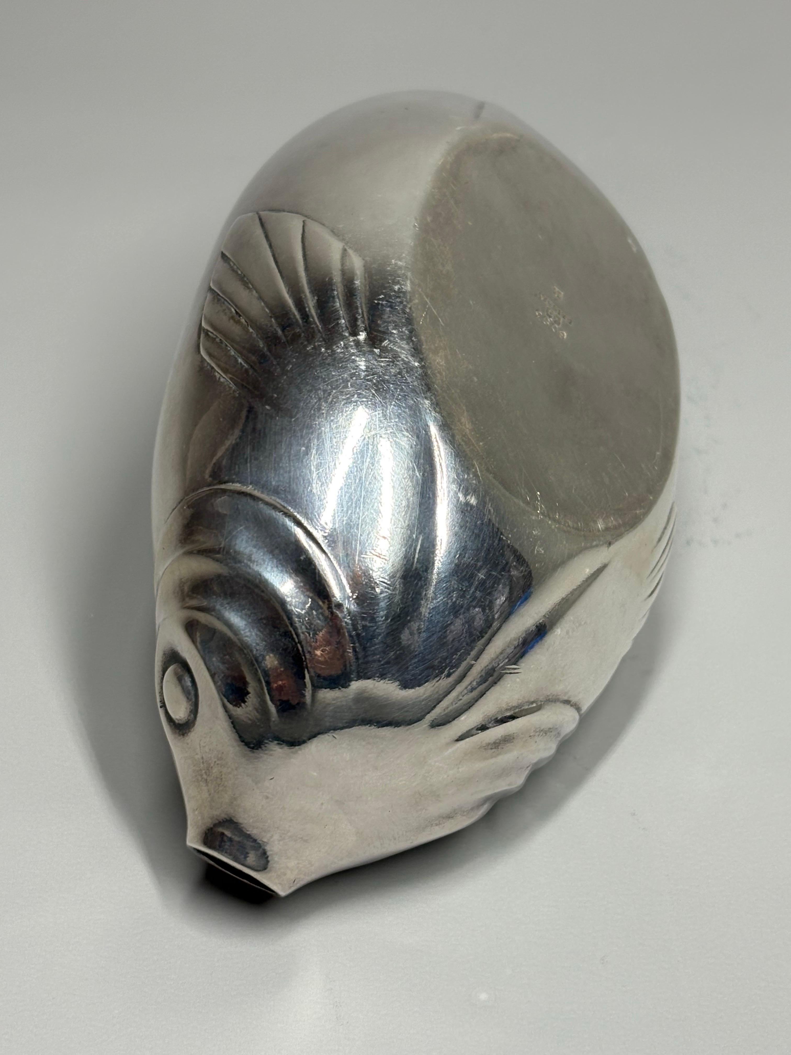 Rare saucière Art Déco Gallia pour Christofle en forme de poisson en vente 7