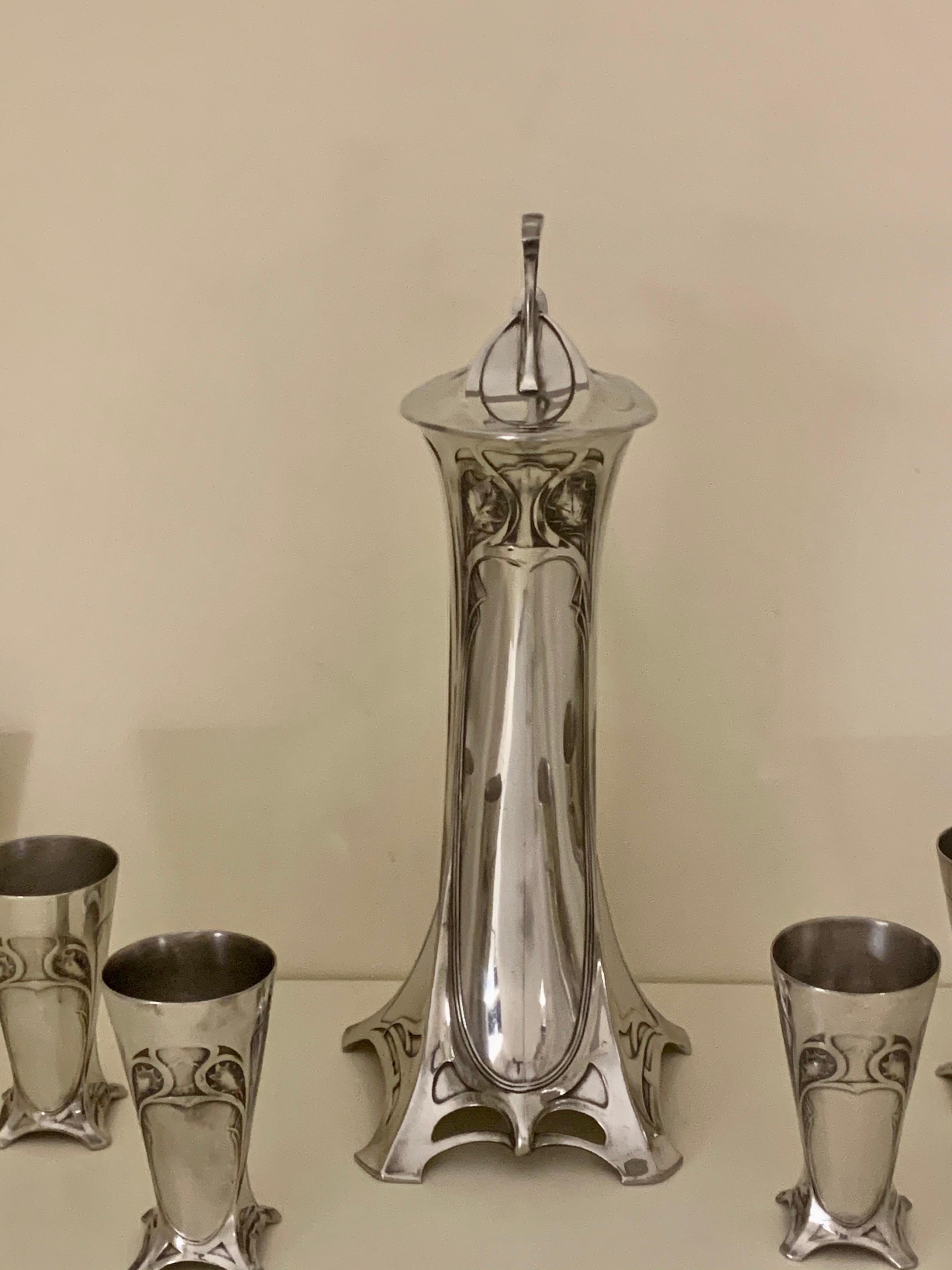 Art nouveau Rare service à liqueur en étain argenté Art Nouveau de W.M.F. en vente
