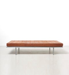 Une rare banquette Barcelona - Mies van der Rohe