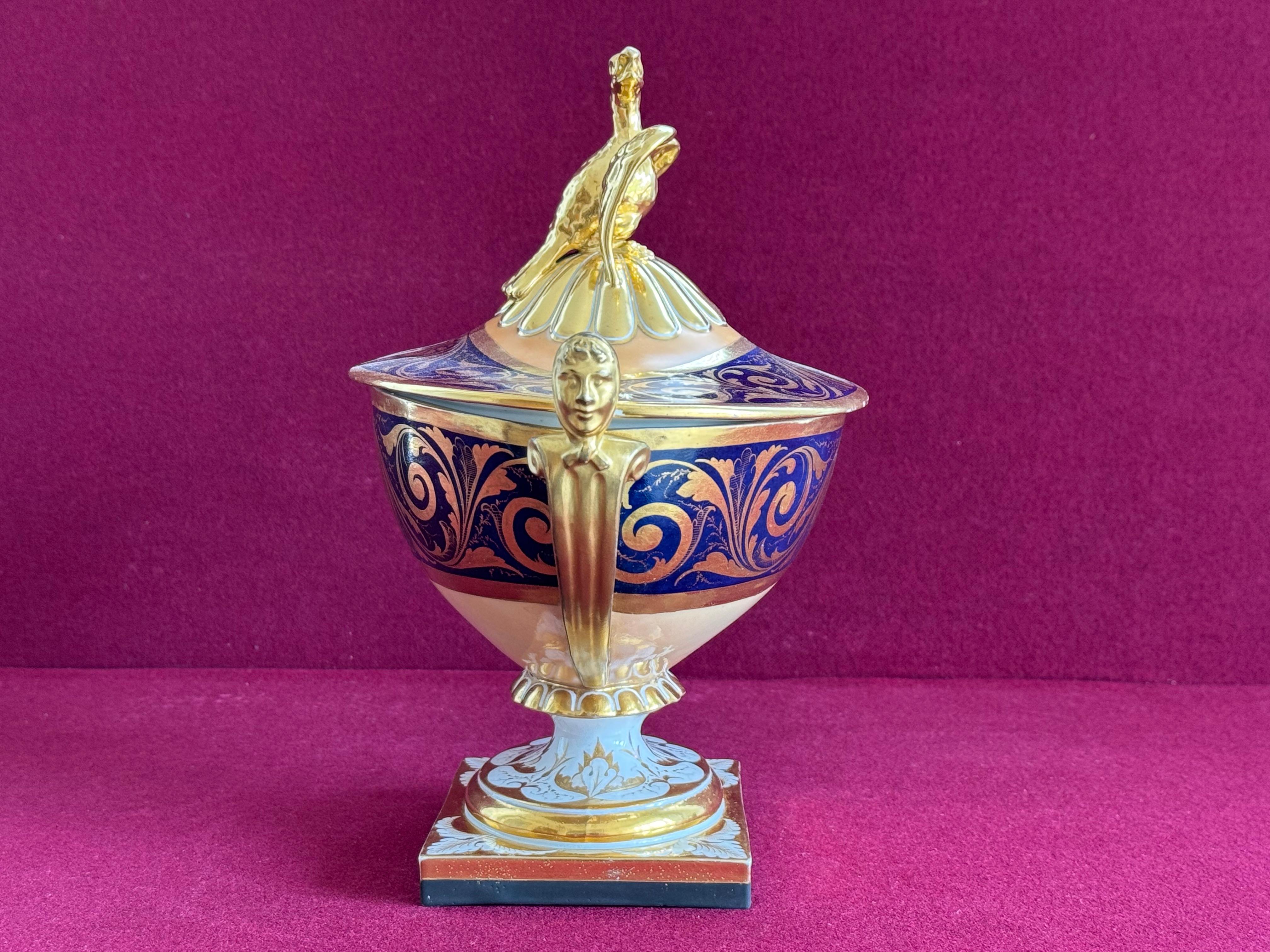 Porcelain A rare Barr, Flight and Barr Worcester vase and cover c.1810 For Sale
