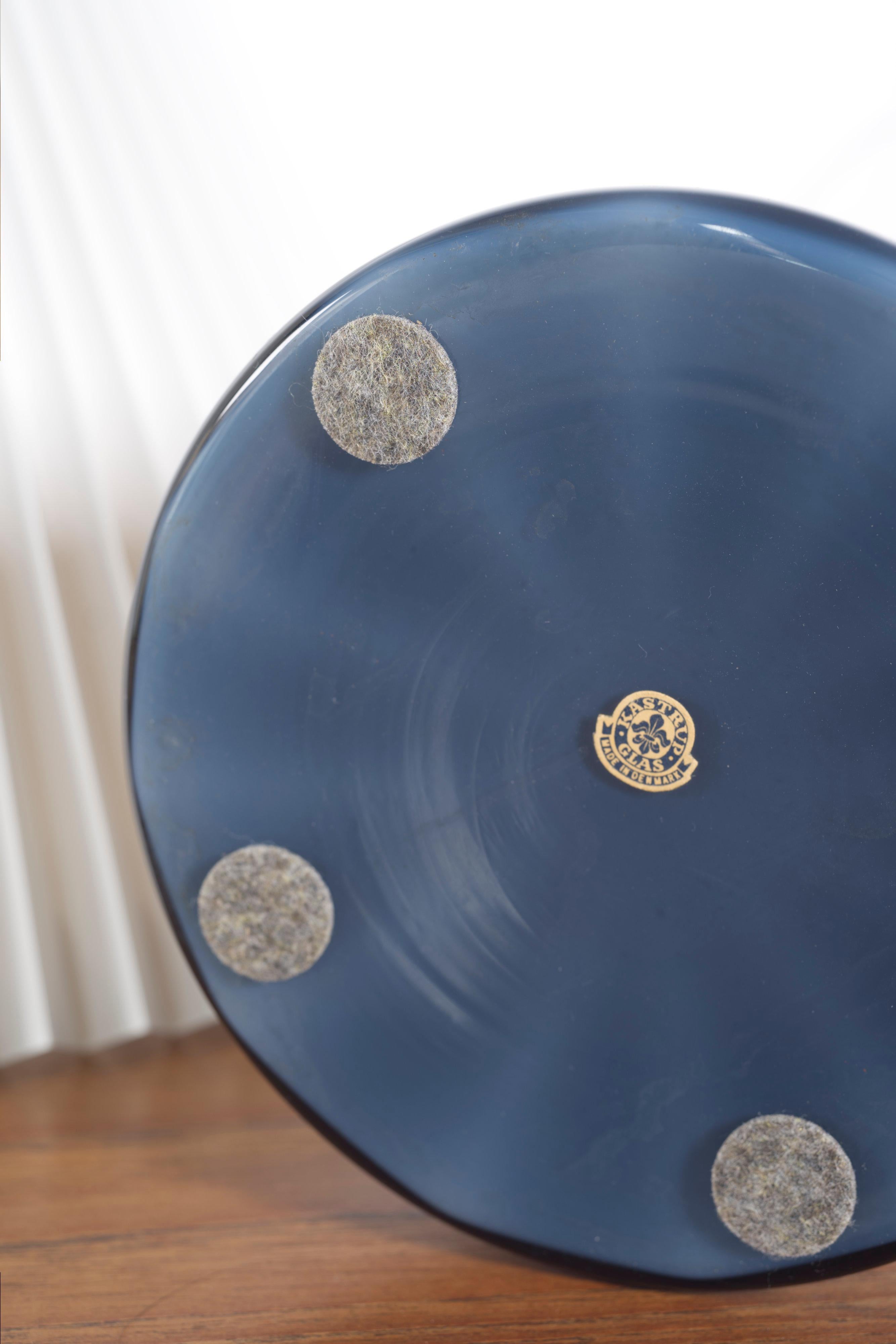 A rare blue Danish midcentury table lamp by Esben Klint for Karstrup Holmegaard For Sale 4
