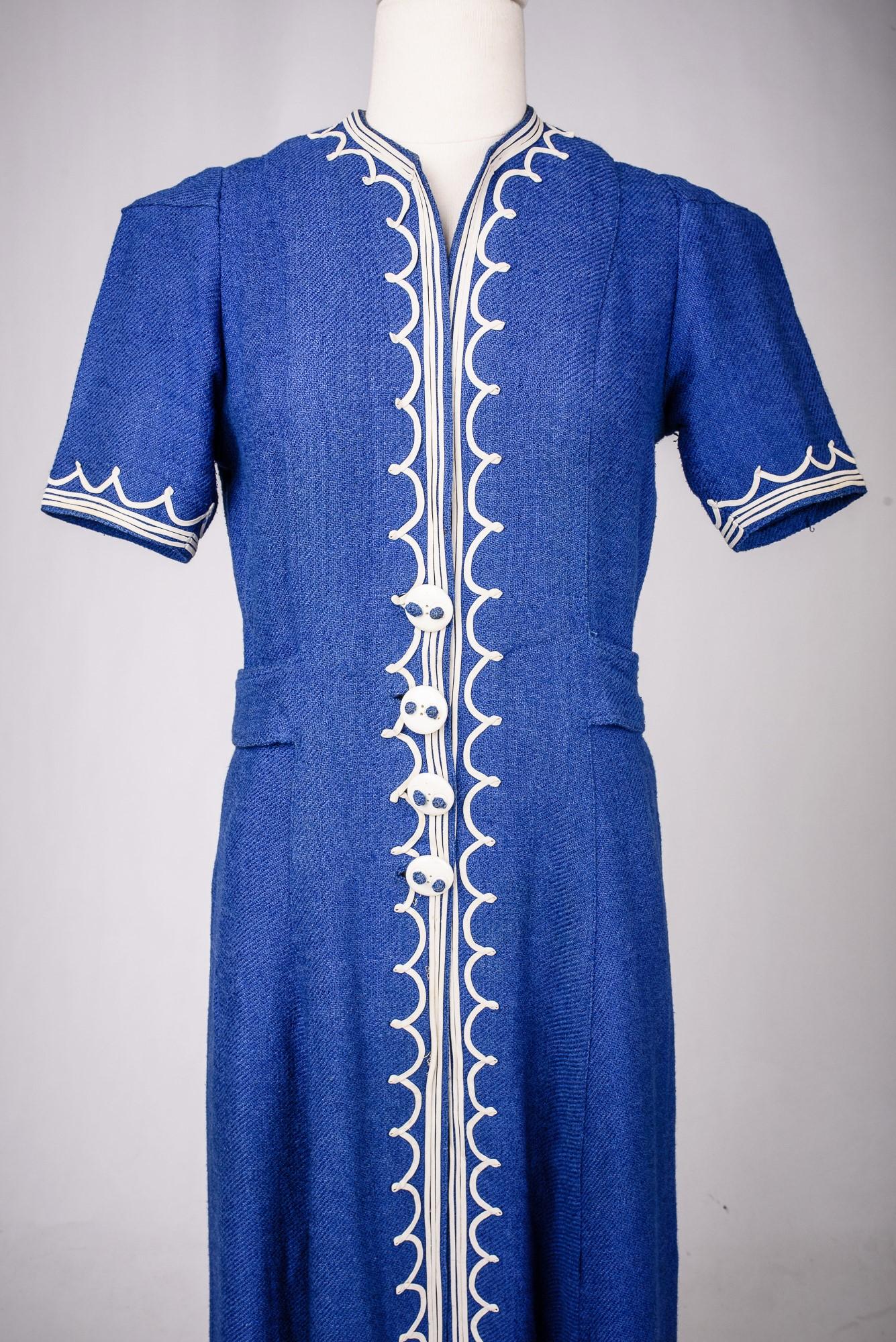 Circa 1945-1950
France
Elegant dress 