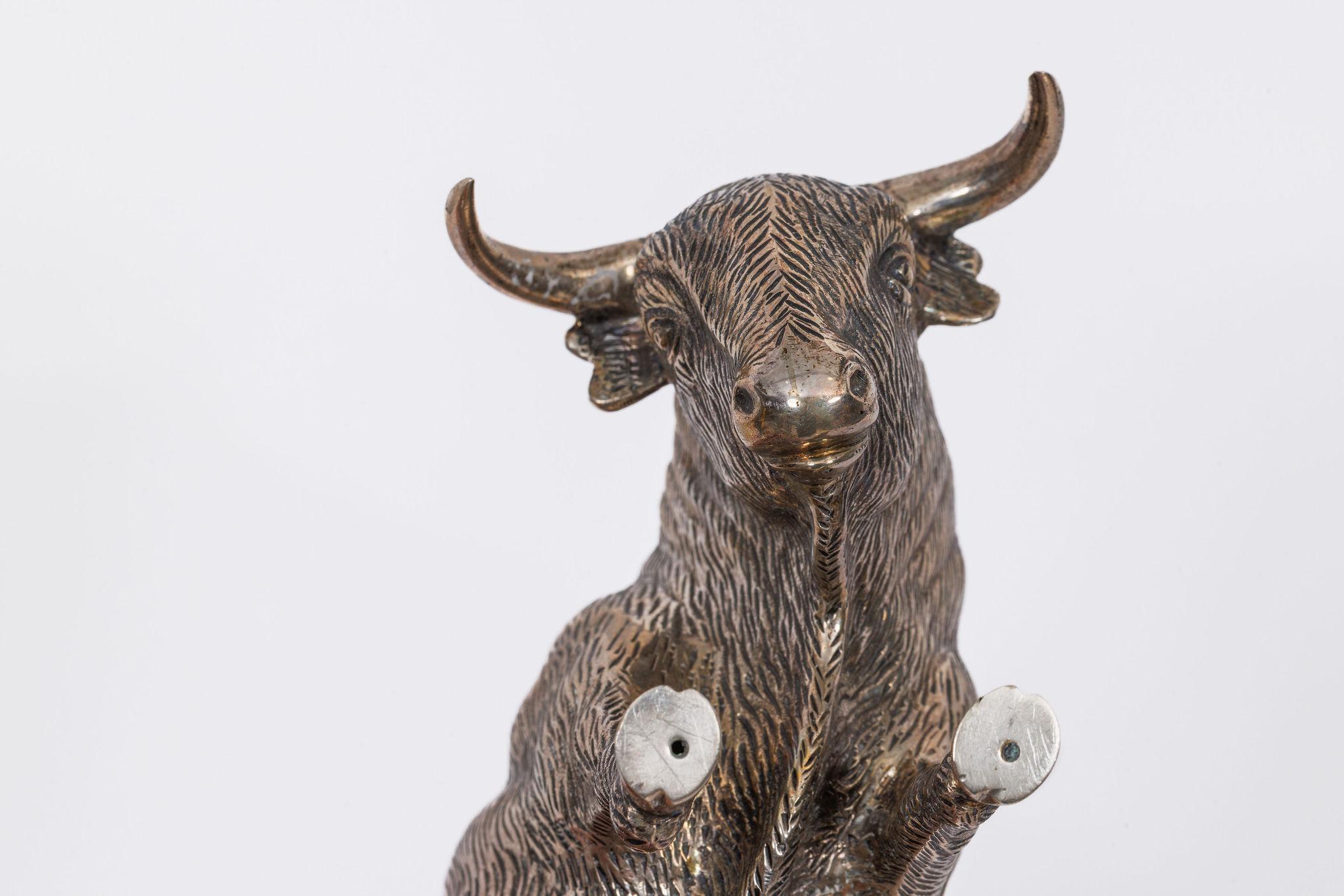 A Rare Buccellati Italy Sterling Silver Model of a Bull For Sale 3