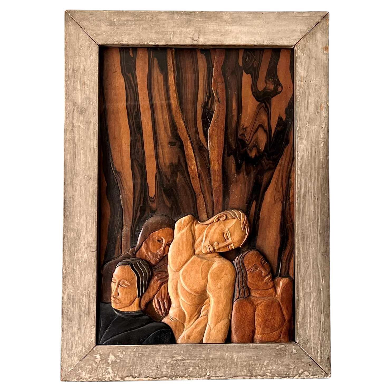 Una rara targa in legno intagliato di Phyllis 'Pog' Yglesias Circa. 1925