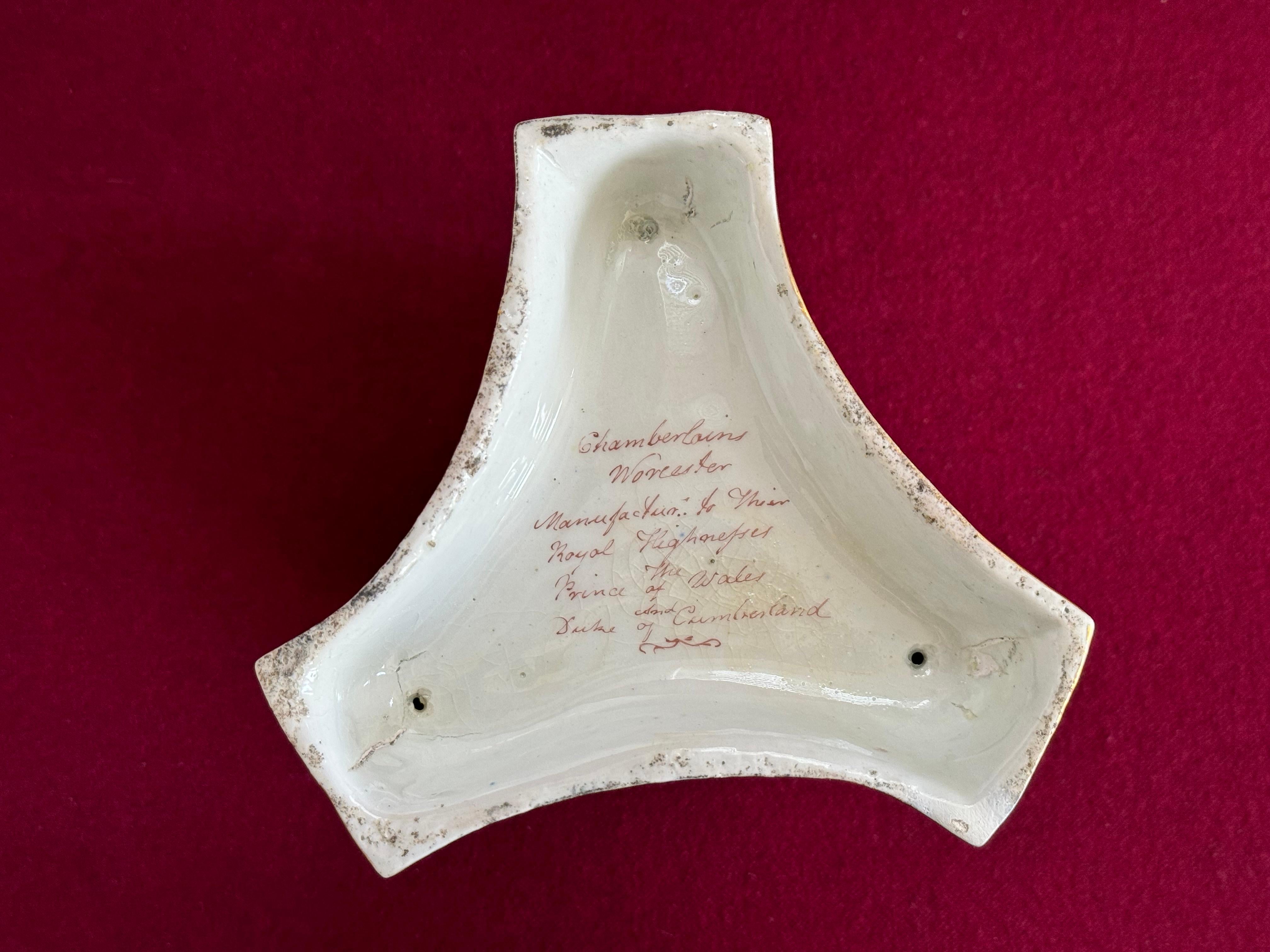 Raro quemador de pastillas de porcelana Chamberlain Worcester c.1807 - 1811 en venta 4