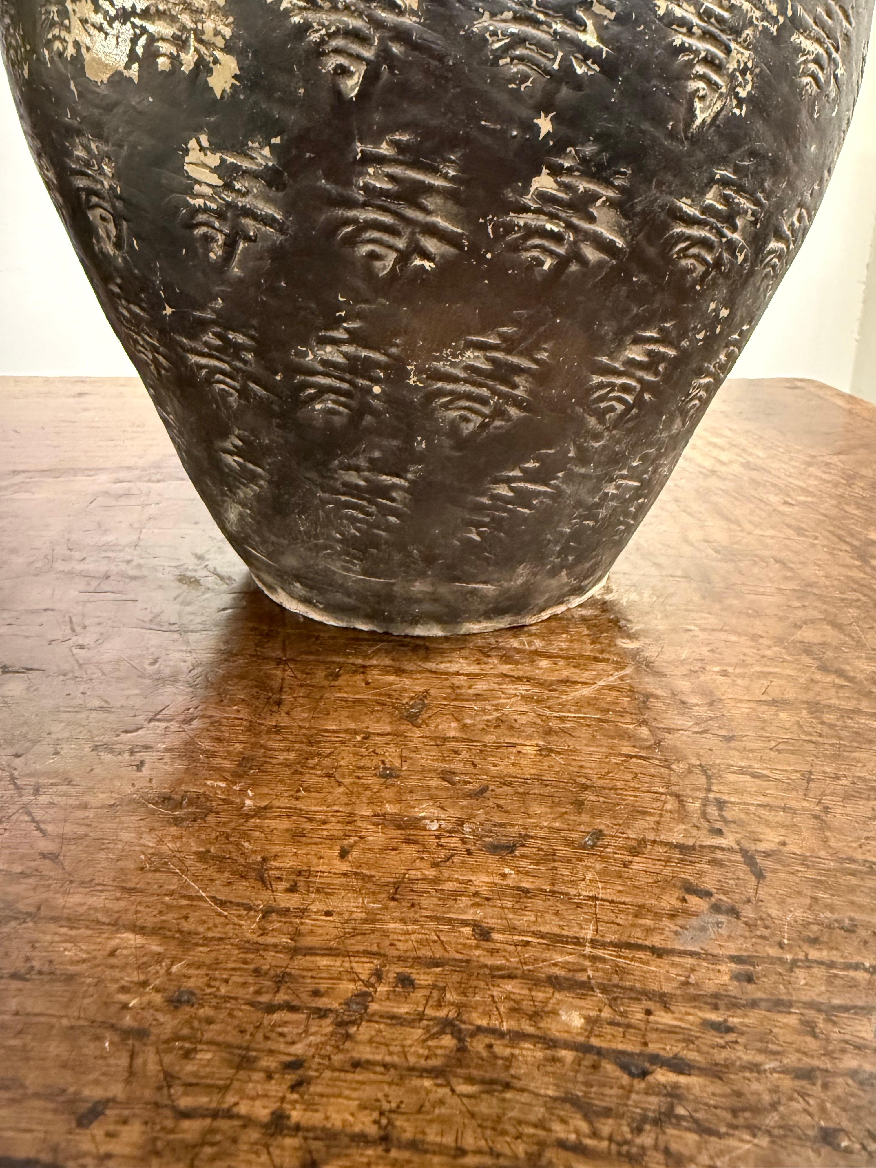 Rare pot chinois à glaçure noire et à col étroit, 20e siècle en vente 5