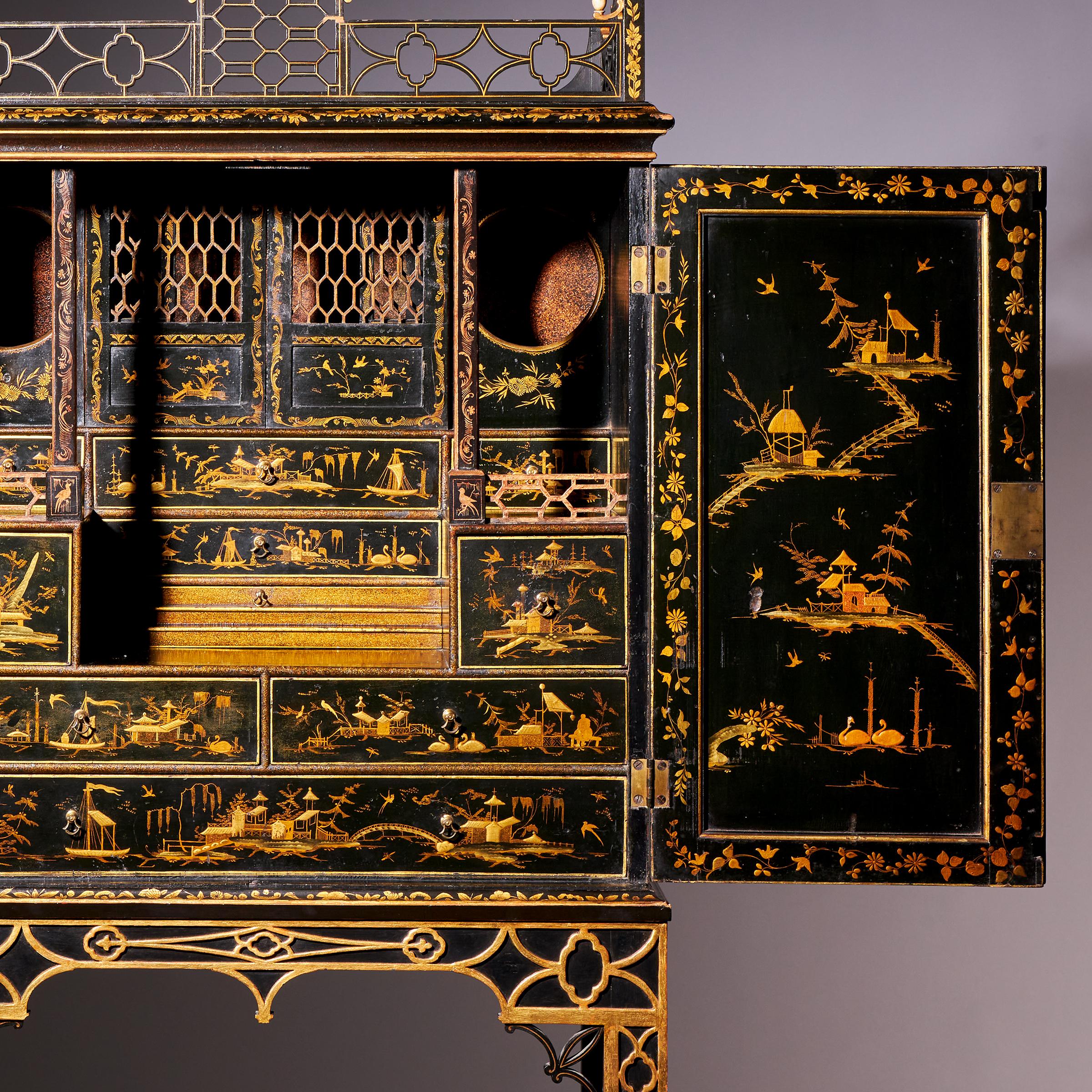 Rare cabinet chinois Chippendale George III sur stand, vers 1760. Angleterre en vente 1