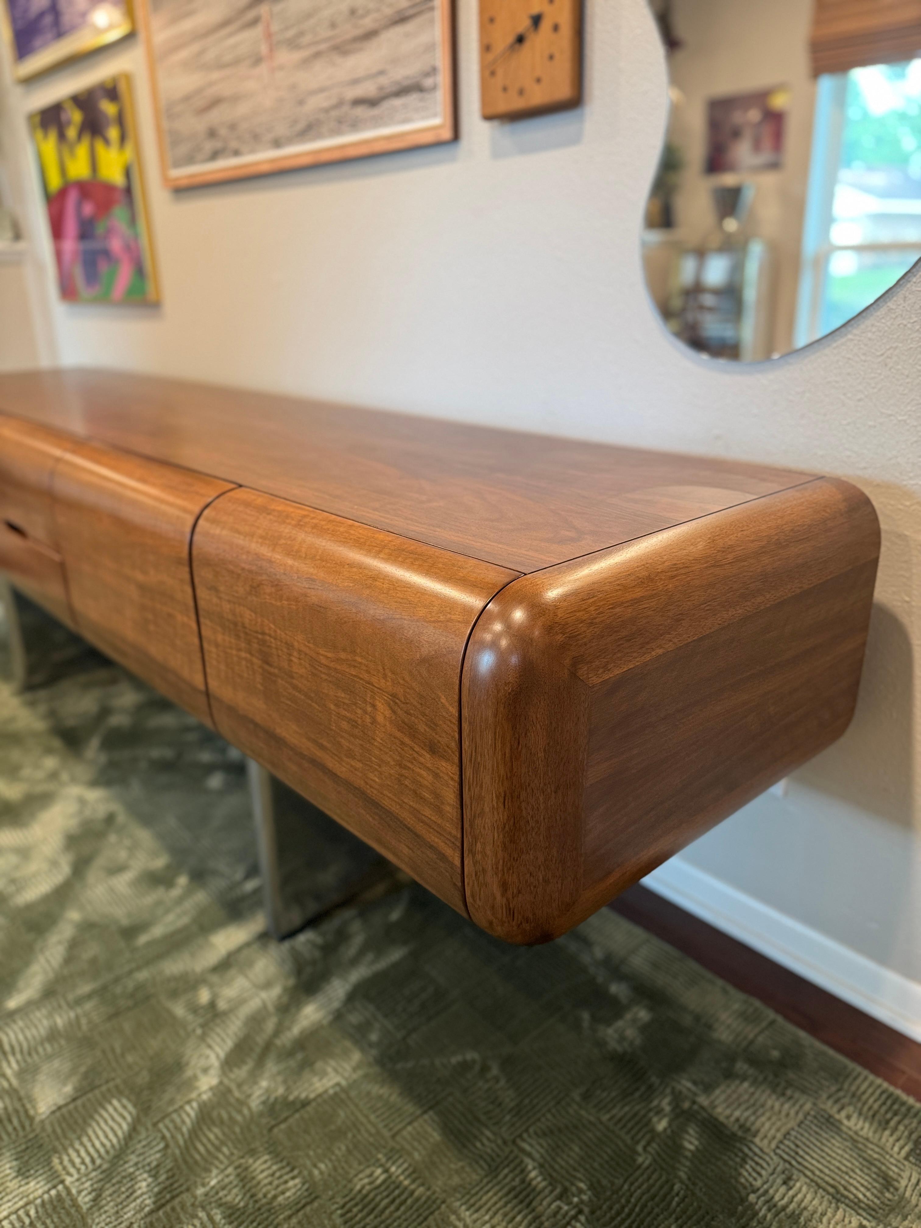 A rare chrome and walnut executive credenza by M.F. Harty for Stow Davis For Sale 7