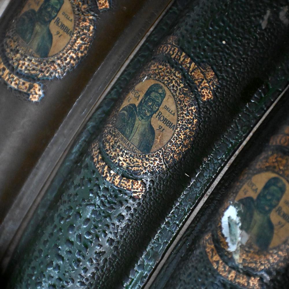 A rare early 20th century paint advertising display unit For Sale 2