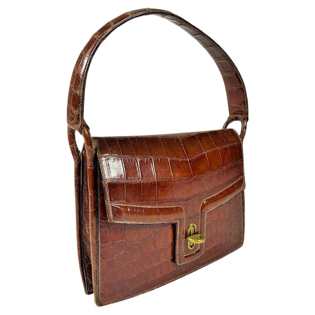 A Rare Early Hermes Regain Named Crocodile Handbag  - France Circa 1945-1950 For Sale