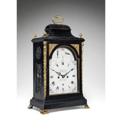 Rare horloge de table ébénisée du 18ème siècle
