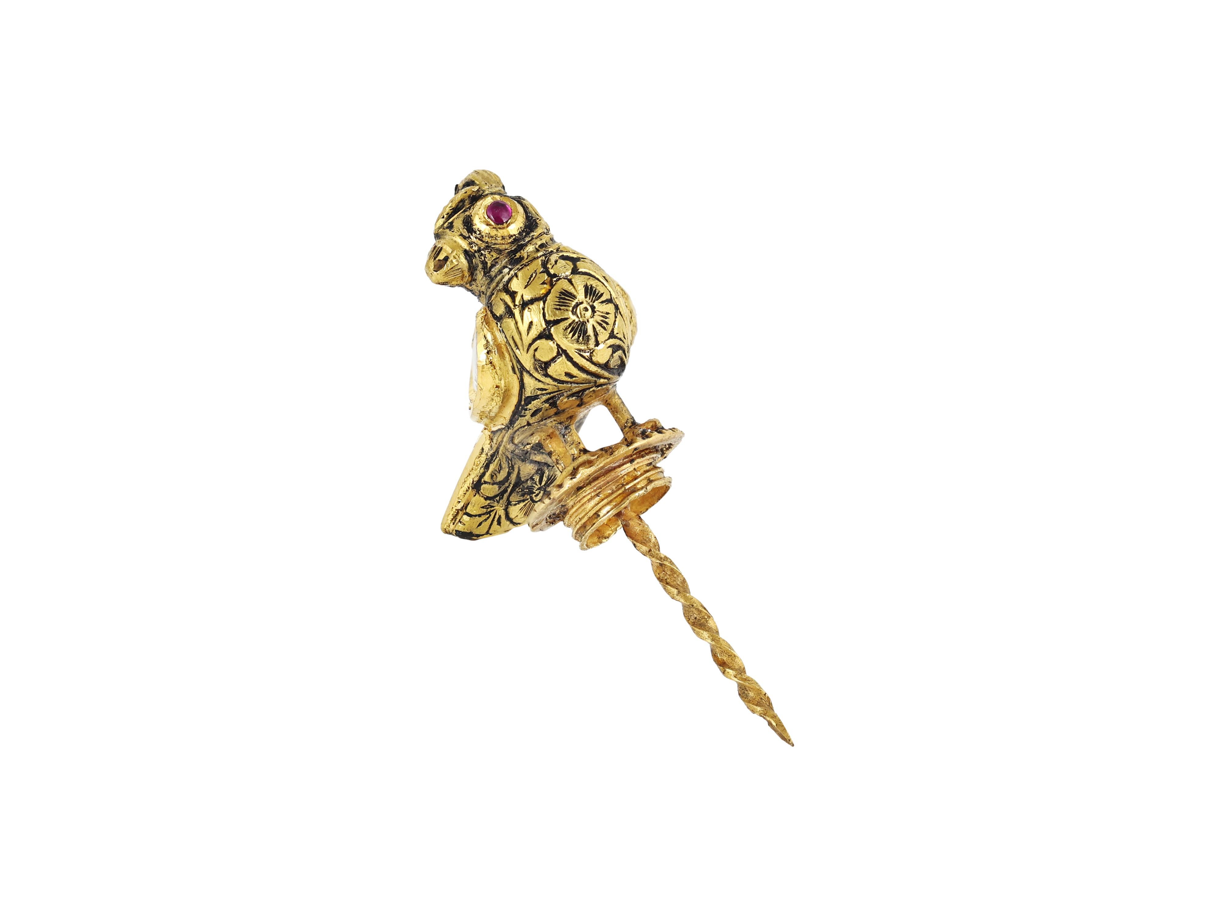 A rare emerald, Gold and Ruby snuff or perfume bottle  Maharaja Itradani For Sale 4