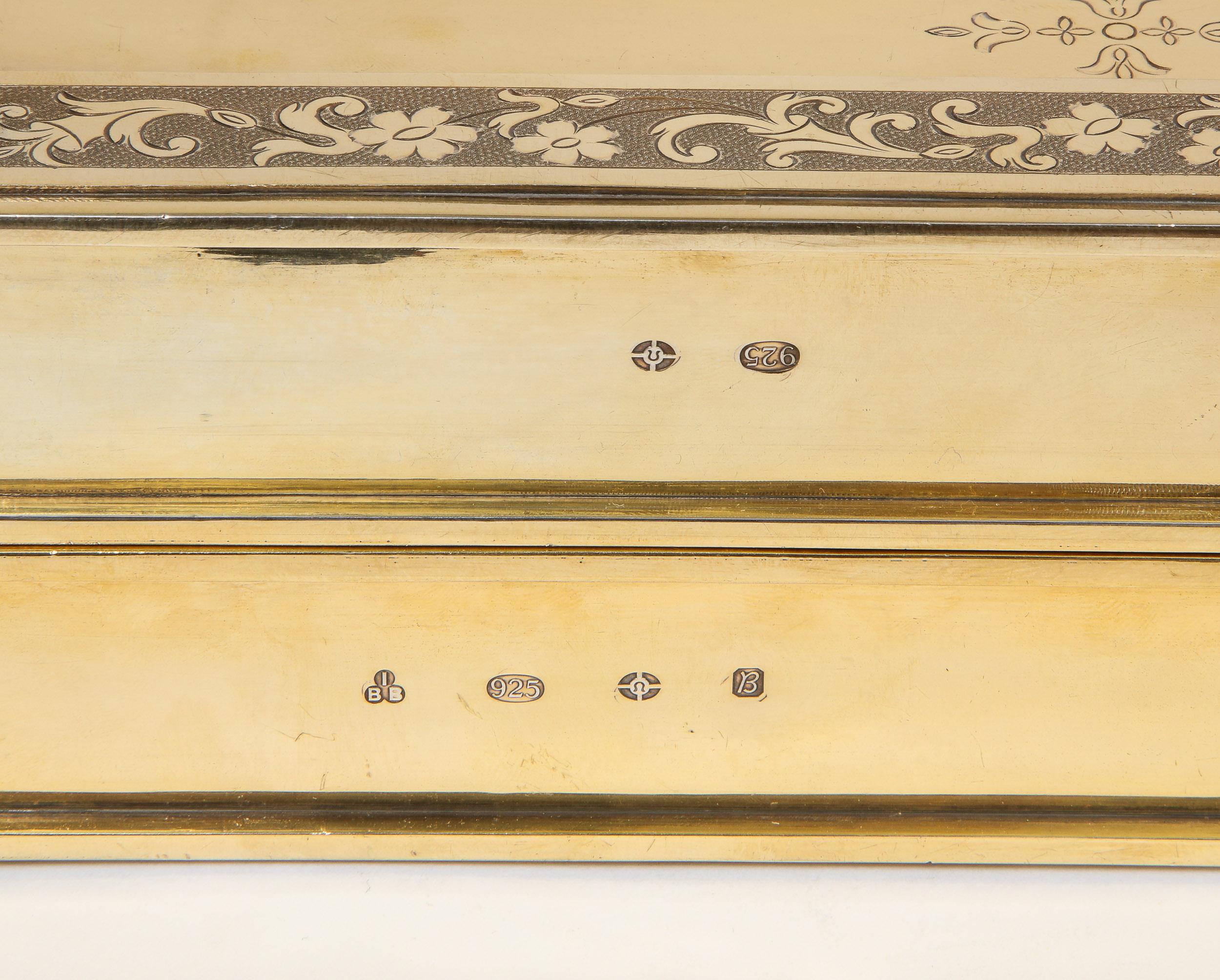 Rara tavola da gioco per scacchi e backgammon inglese in argento e dorato, circa 1976 in vendita 13