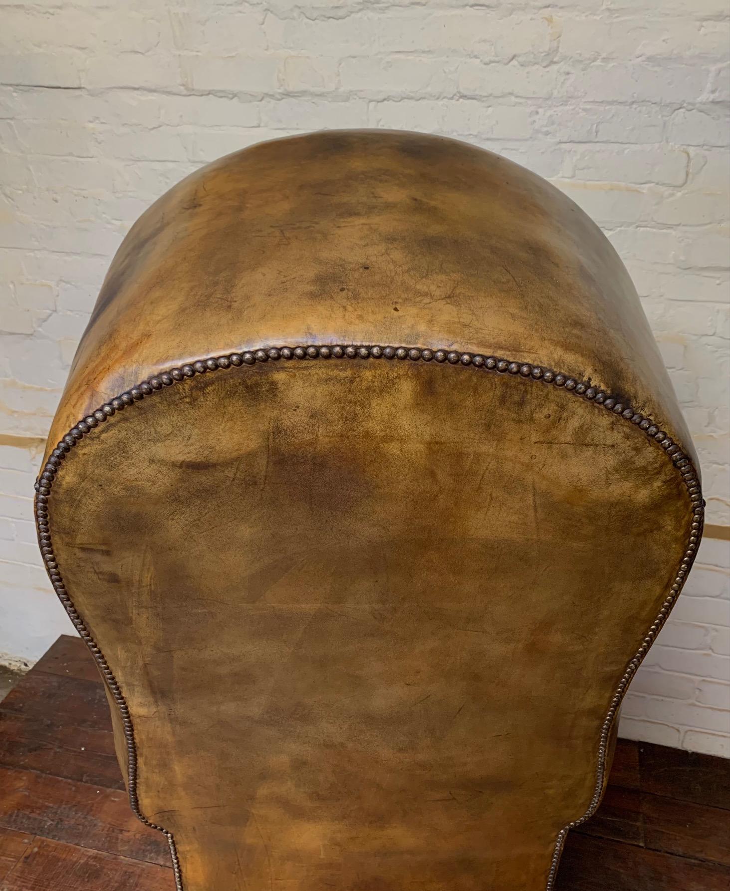 Silla Chesterfield de botones profundos, rara y excepcional, circa años 20 en venta 10