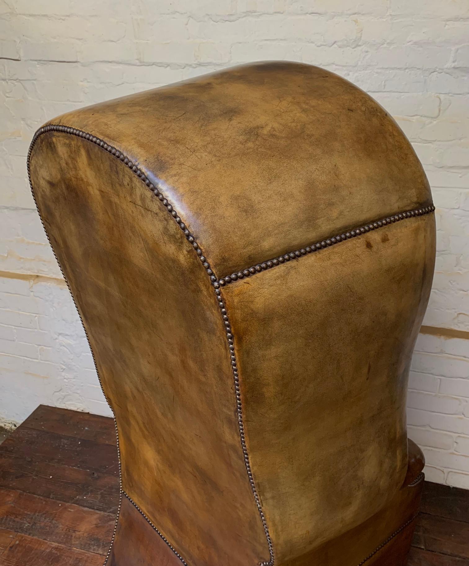 Silla Chesterfield de botones profundos, rara y excepcional, circa años 20 en venta 2