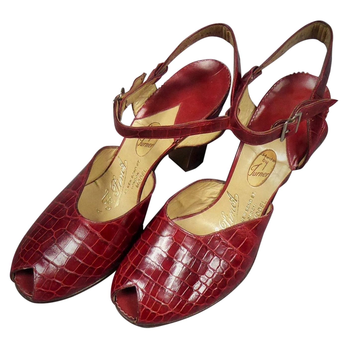 Rare paire de chaussures François Pinet en cuir français Circa 1935  en vente