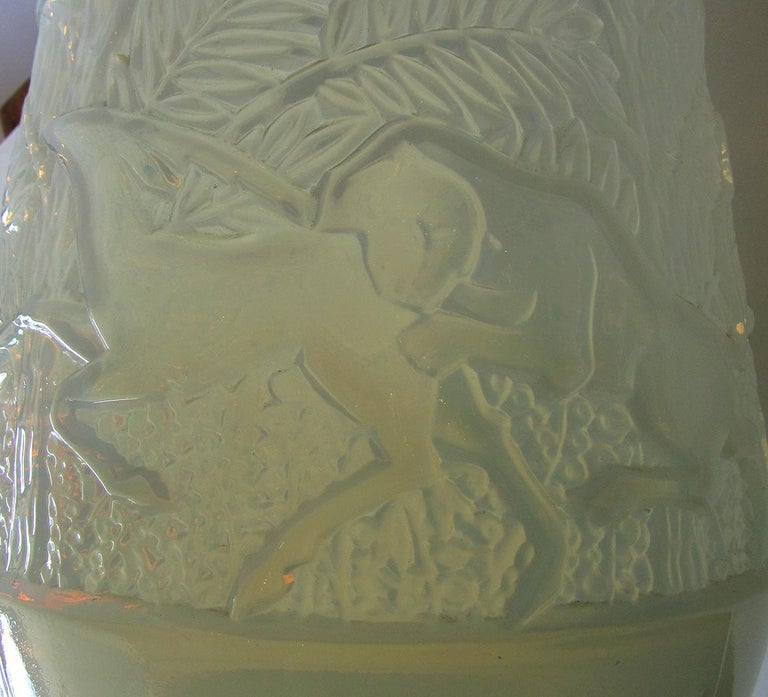 Rare French Art Deco Iridescent Glass Vase, Etling In Good Condition For Sale In Hollywood, FL