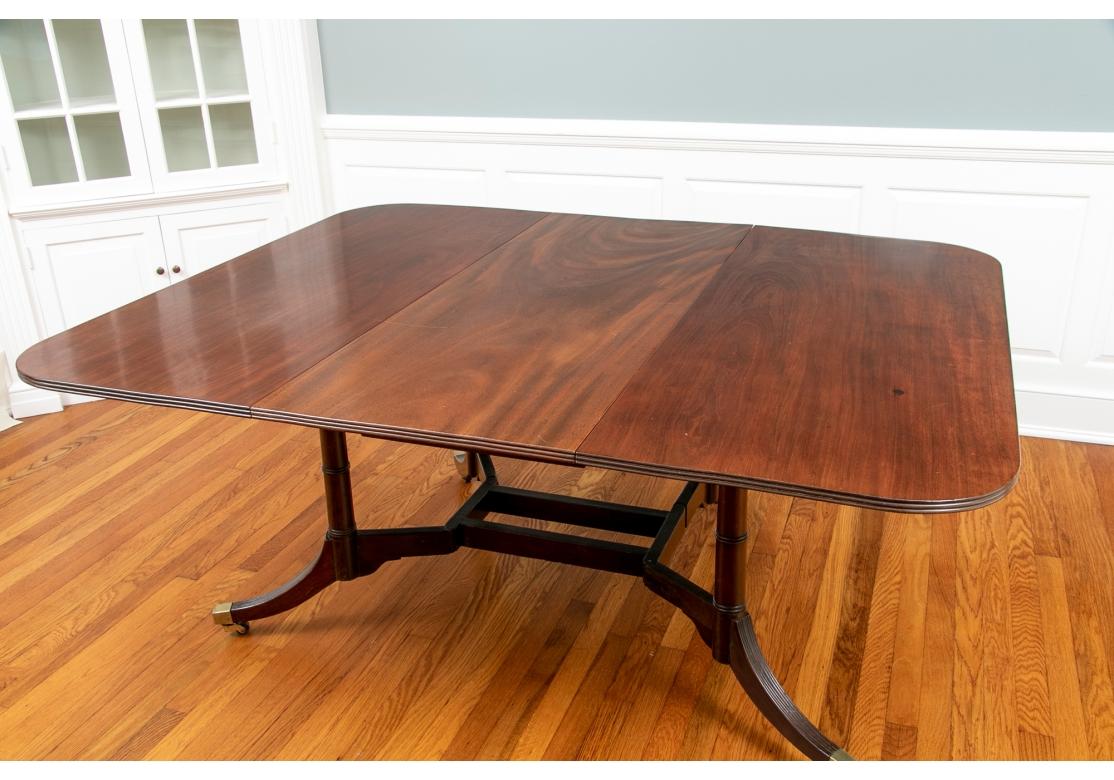 A Rare George III Cumberland Action Mahogany Drop-Leaf Dining Table c. 1800-1820 For Sale 9