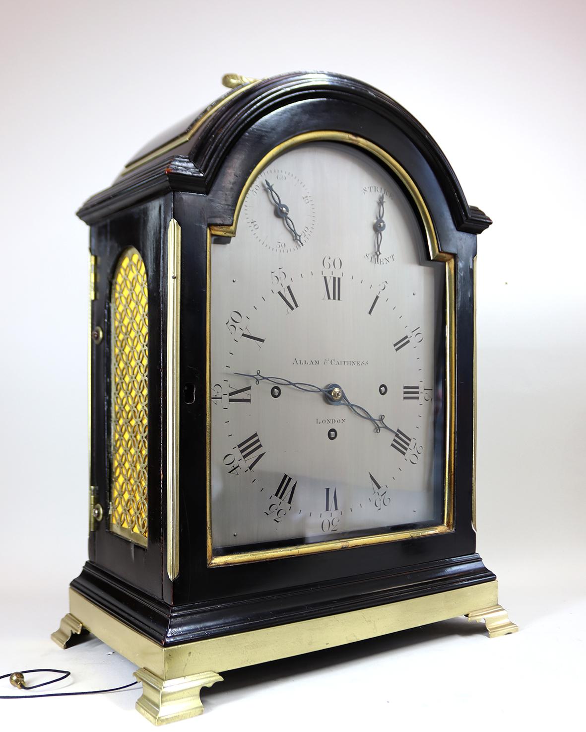 Rare horloge à console de George III à dix cloches et à carillon d'un quart d'heure, par Allam et Caithness en vente 1