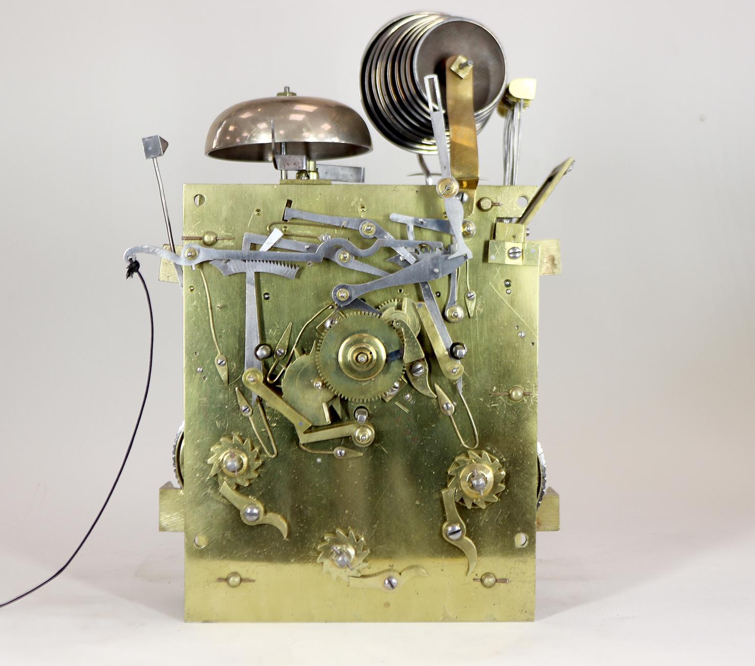 Rare horloge à console de George III à dix cloches et à carillon d'un quart d'heure, par Allam et Caithness en vente 2