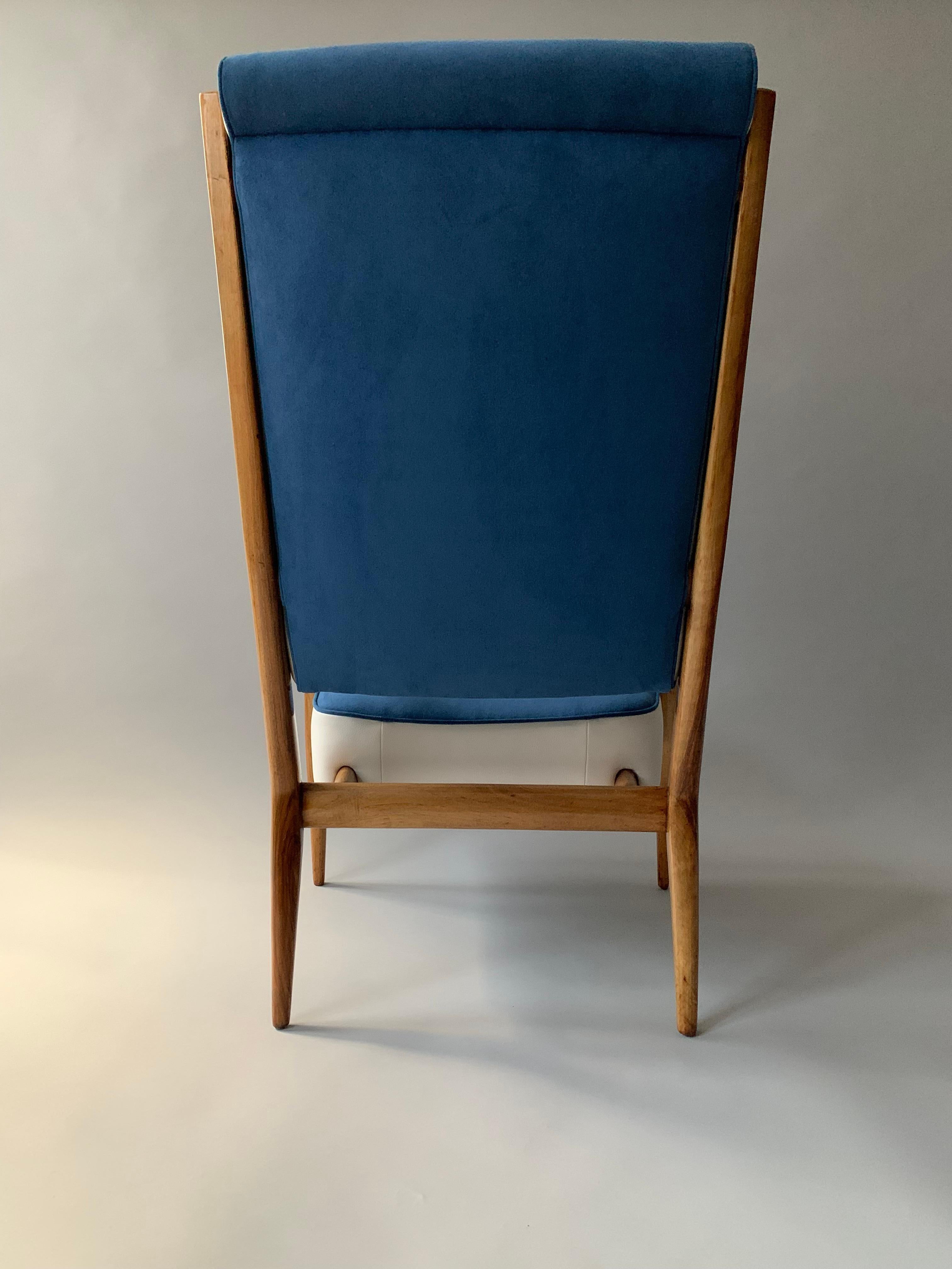 Italian Rare Gio Ponti Amchair Manufactured by Cassina Model # 589, Made in 1955