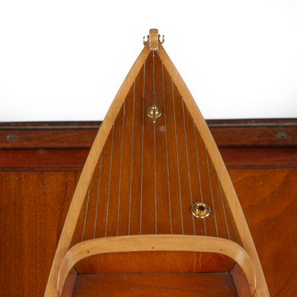 XX secolo A rare group of three early 20th Century Kelvin-engined motor boat Models, presu in vendita