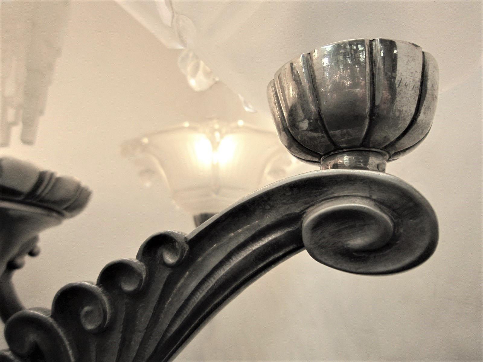 A rare important waterfall 5 arm French chandelier w/frosted glass cups Petitot For Sale 11