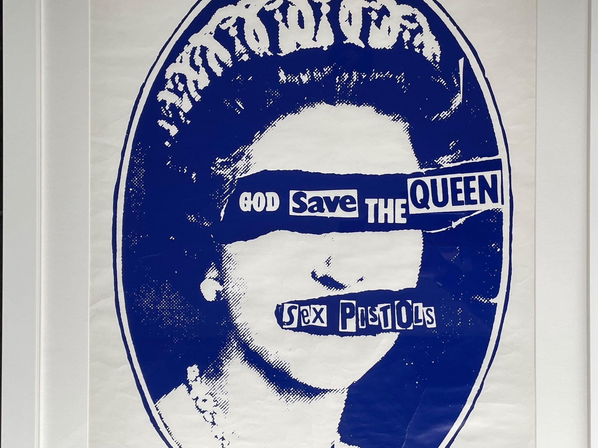 Une affiche de promotion rare de Jamie Reid pour The Sex Pistols « God Save The Queen », 1977 Bon état - En vente à London, GB