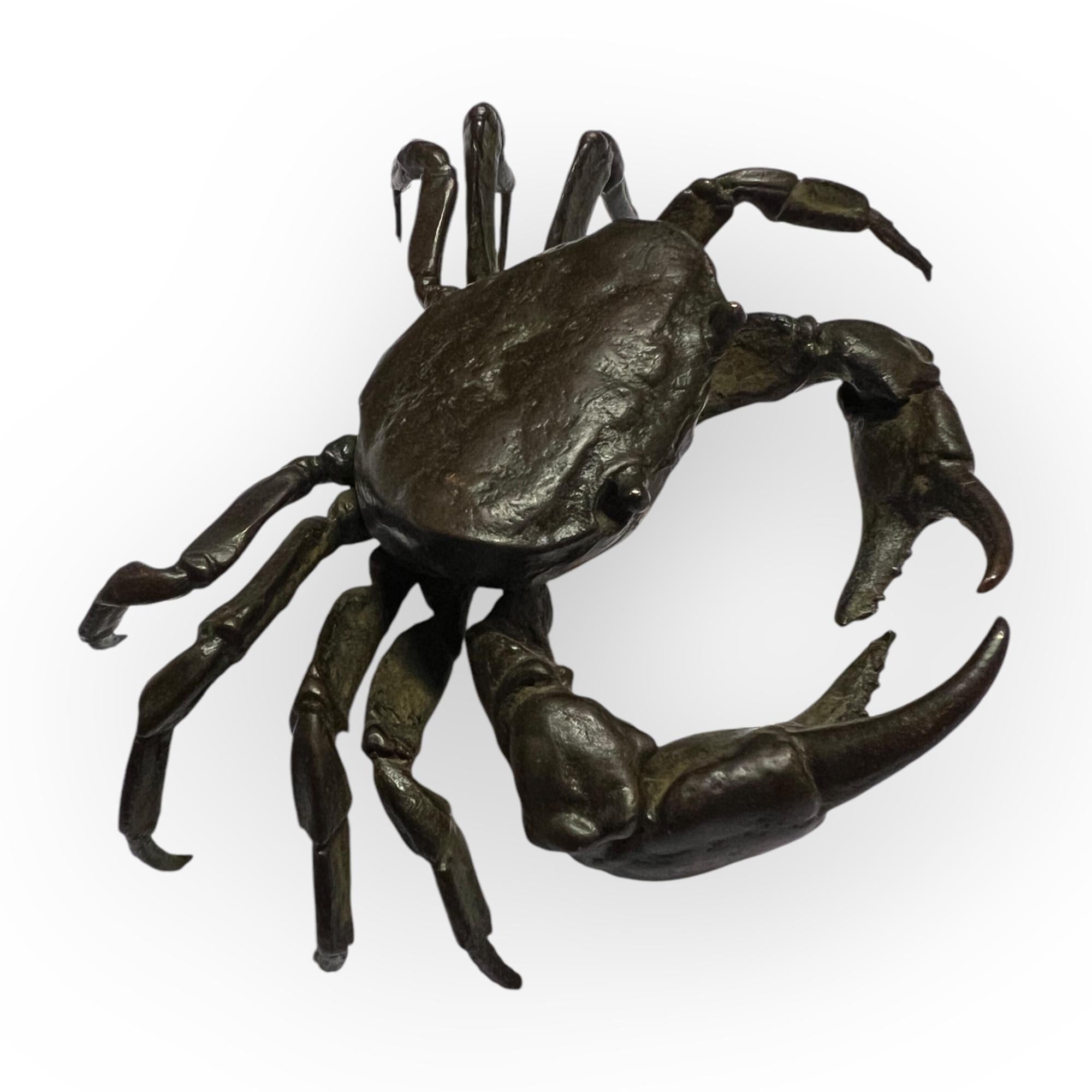 Cast A Rare Japanese Articulated bronze crab signed Yasunoke, Japan, circa 1900.
