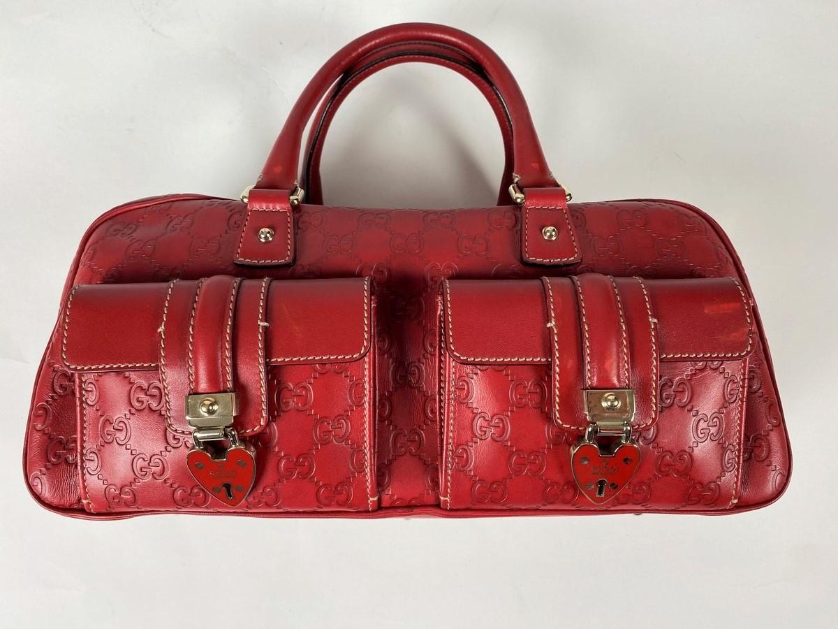 A Rare Joy Boston Heart Padlock Handbag by Gucci - limited edition Circa 2013 6