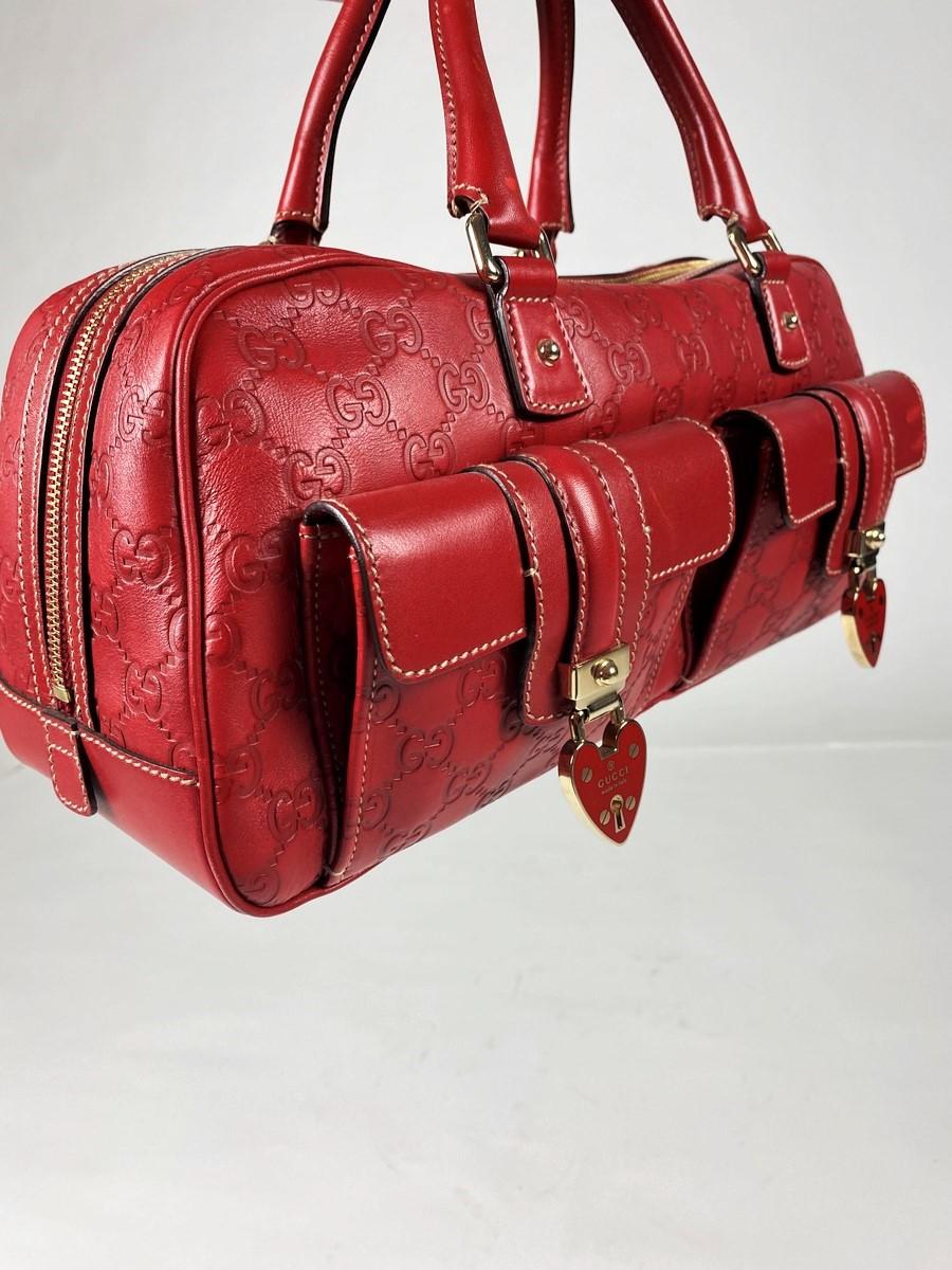 A Rare Joy Boston Heart Padlock Handbag by Gucci - limited edition Circa 2013 1