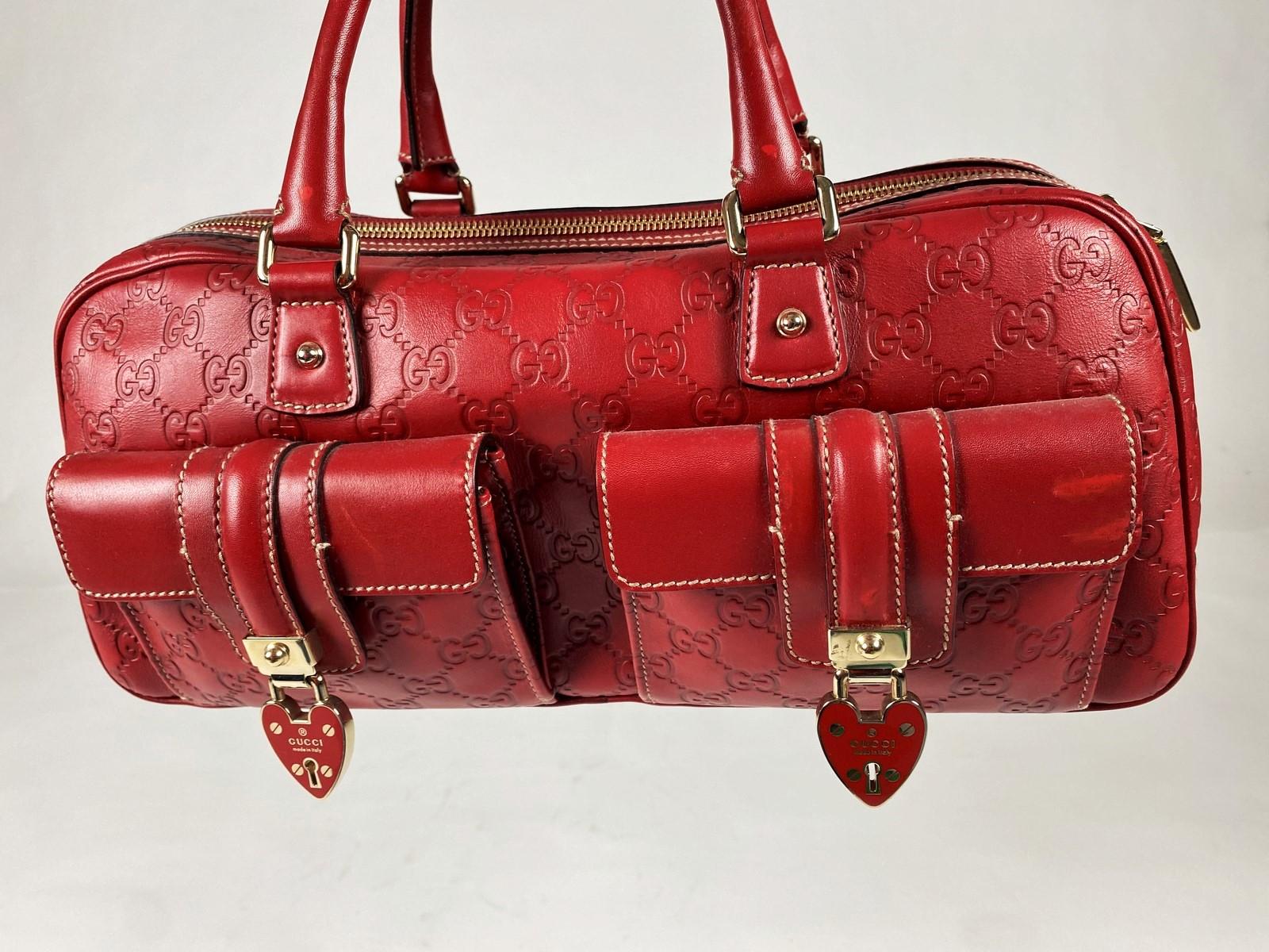 A Rare Joy Boston Heart Padlock Handbag by Gucci - limited edition Circa 2013 2