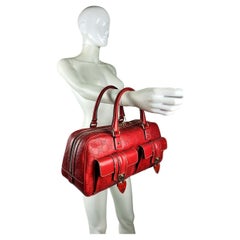 A Rare Joy Boston Heart Padlock Handbag by Gucci - limited edition Circa 2013