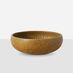 Un grand bol rare en grès jaune de Gunnar Nylund