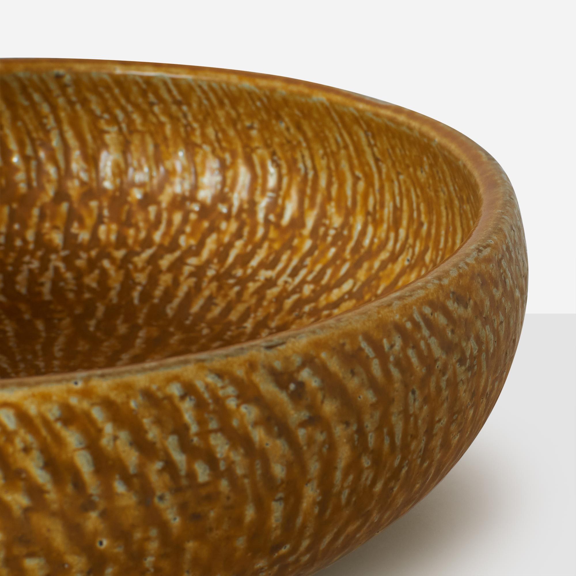 Swedish A rare large yellow stoneware bowl by Gunnar Nylund For Sale