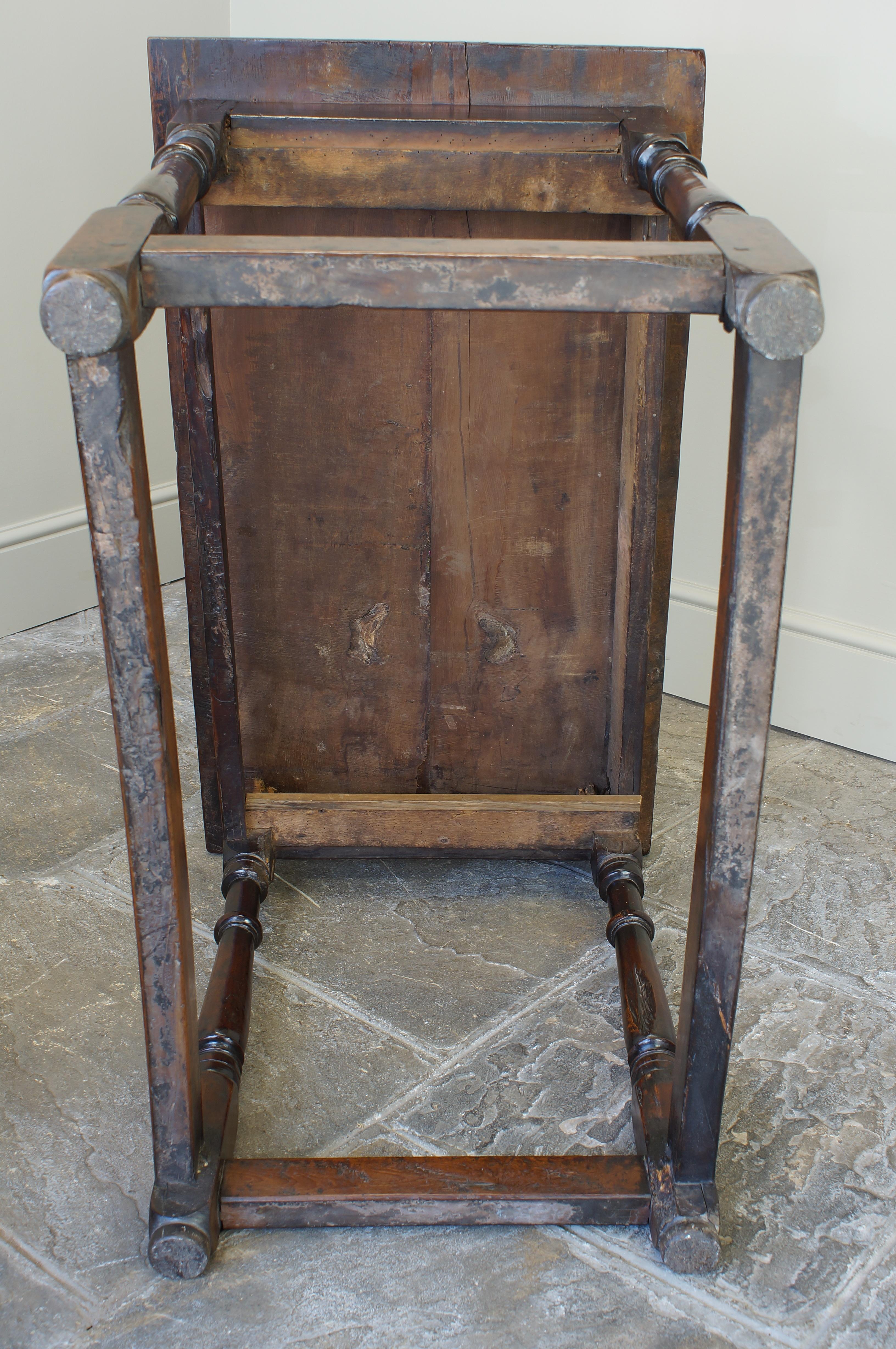 A Rare Late 17th Century Yew Wood Side Table. For Sale 11
