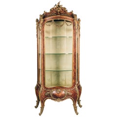 Rare vitrine Bome de style Louis XV en bois de tulipier de la Maison Krieger, France, datant d'environ 1880