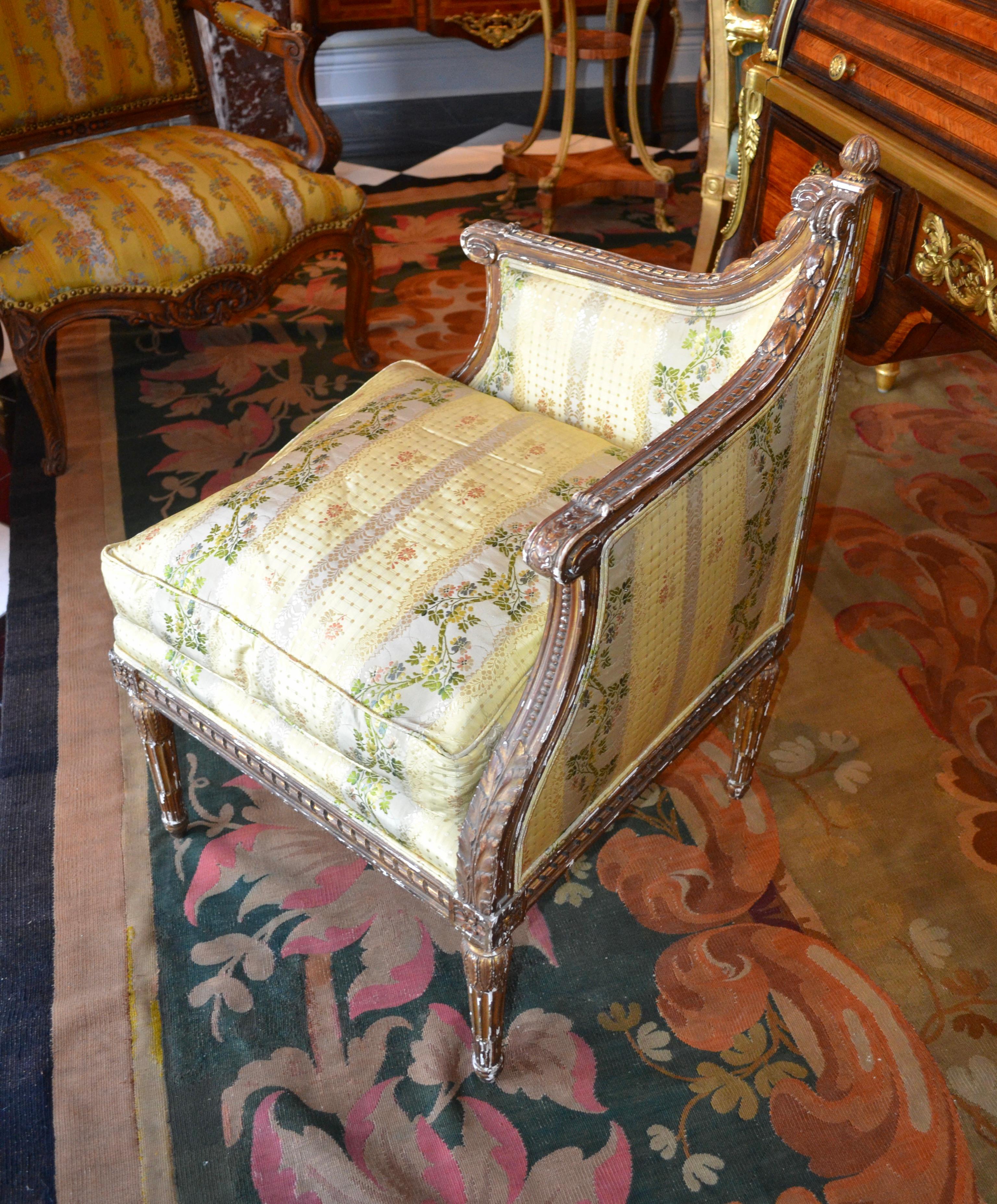 A Rare Louis XVI Giltwood Corner Chair For Sale 2