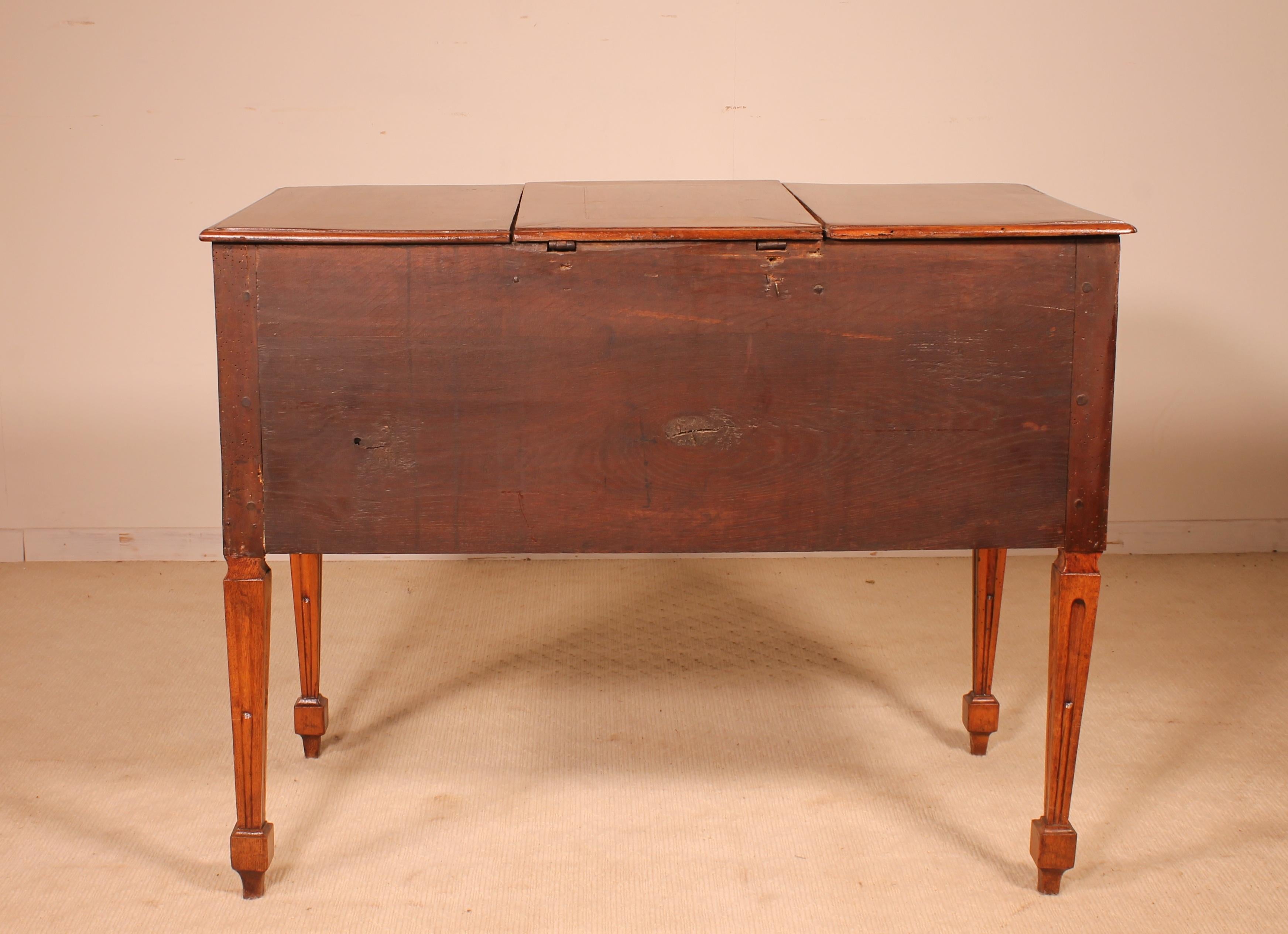 French Rare Louis XVI Oak Dressing Table or Sofa Table, End of 18th Century For Sale