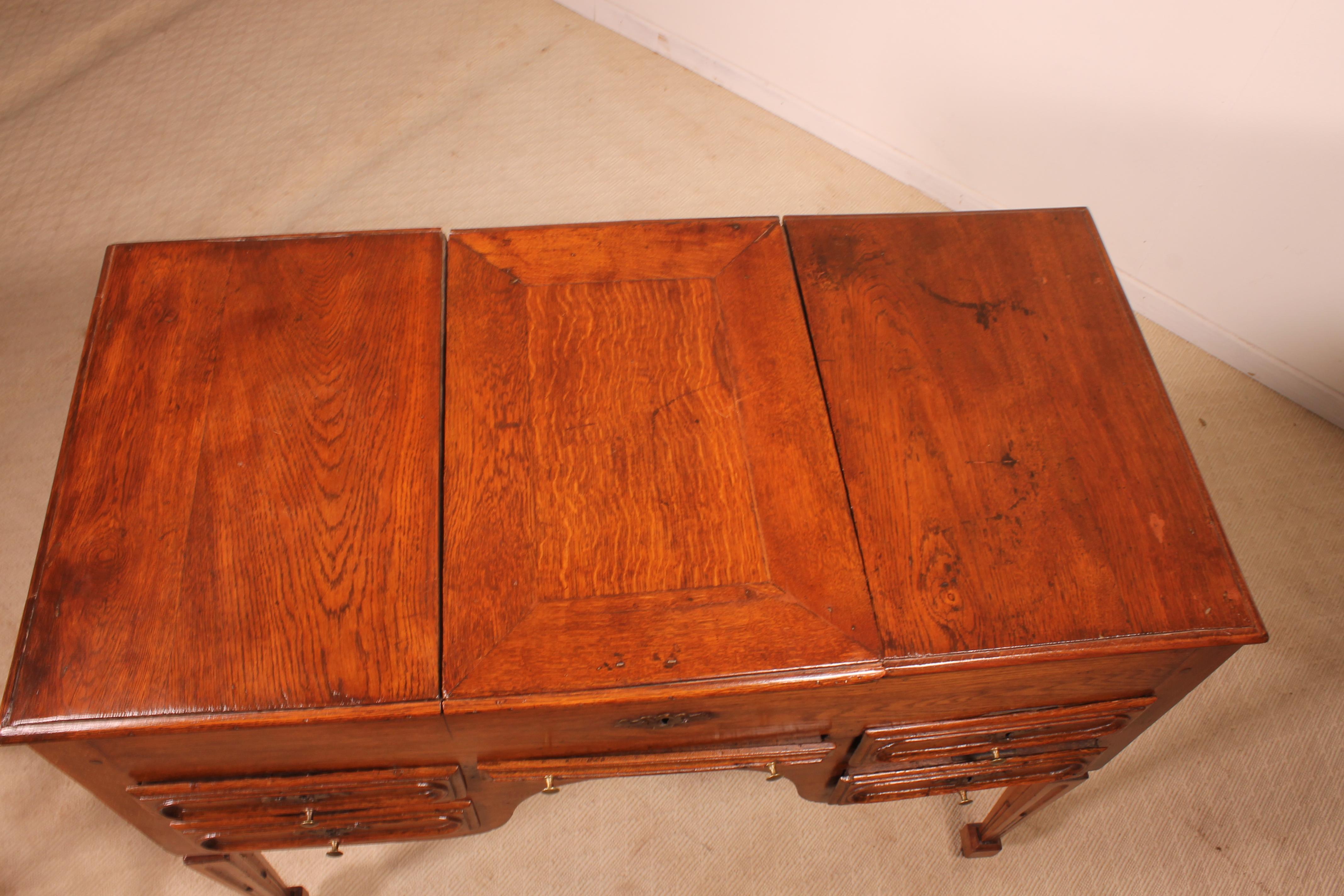 Rare Louis XVI Oak Dressing Table or Sofa Table, End of 18th Century For Sale 2