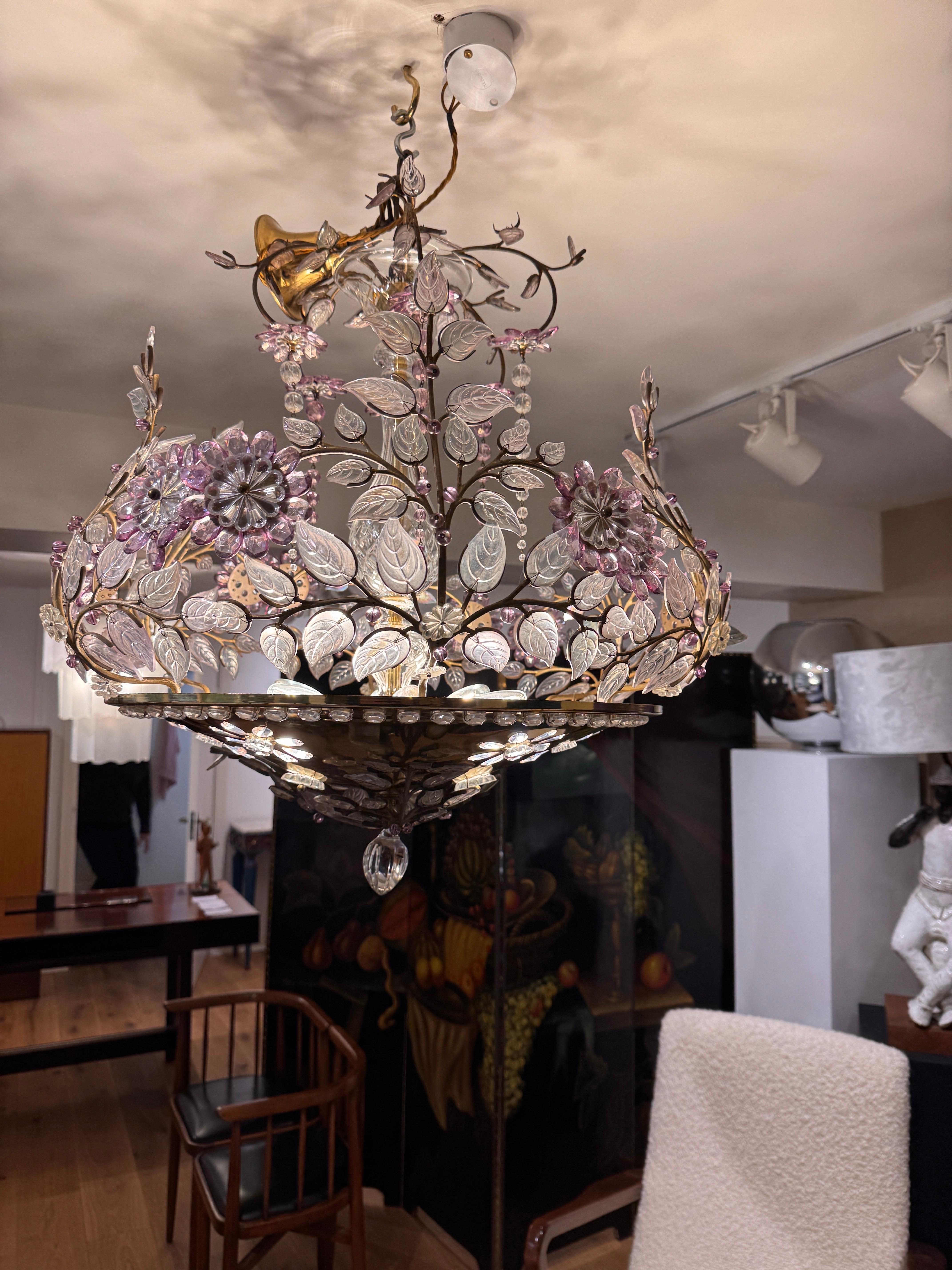 Una rara araña floral de cristal tallado Maison Bagués Francés en venta