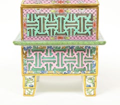 Raro vaso bruciaincenso e coperchio in porcellana Meissen Porcelain e Chinoiserie