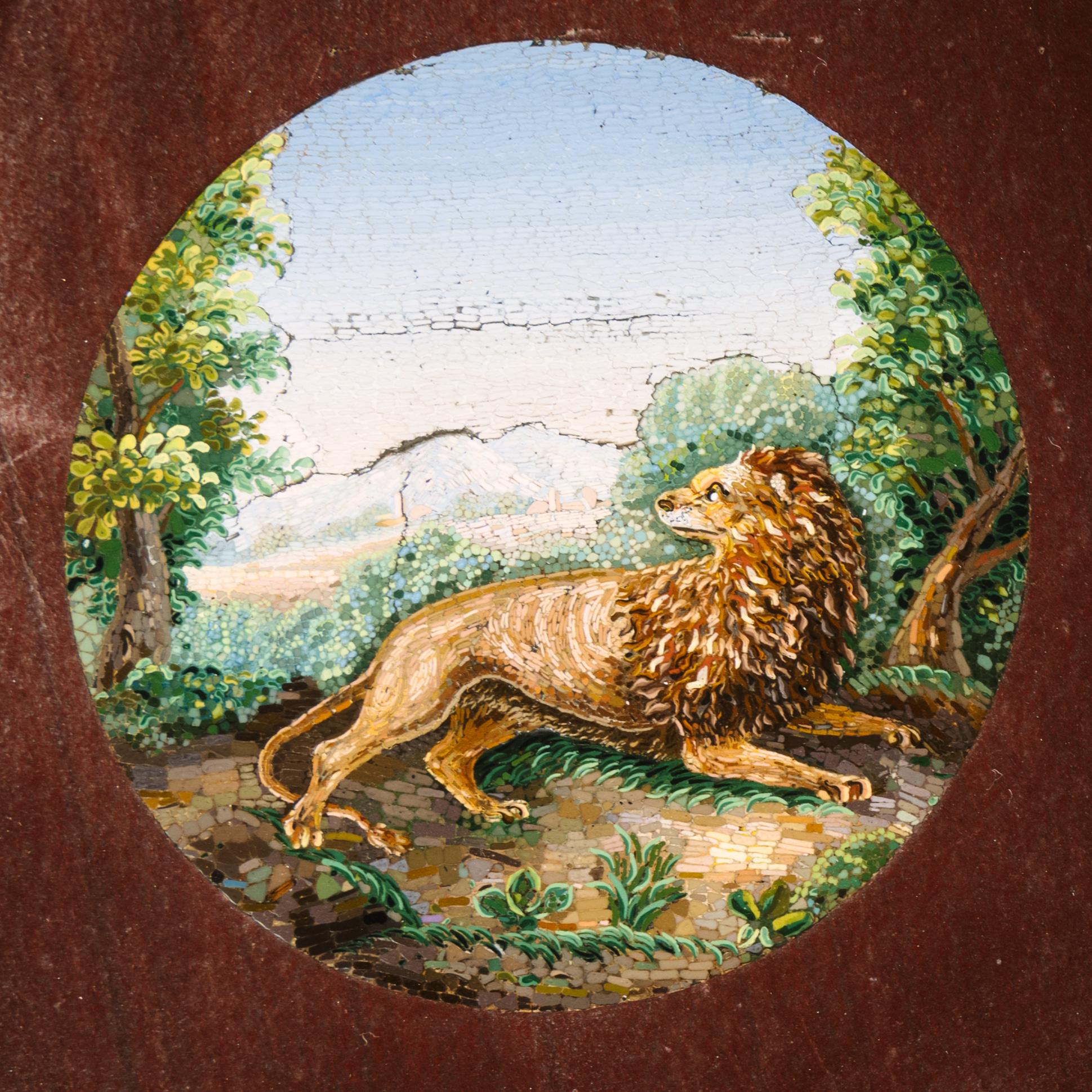 A Rare Micromosaic Table, Attributed to Michelangelo Barberi, Rome For Sale 8