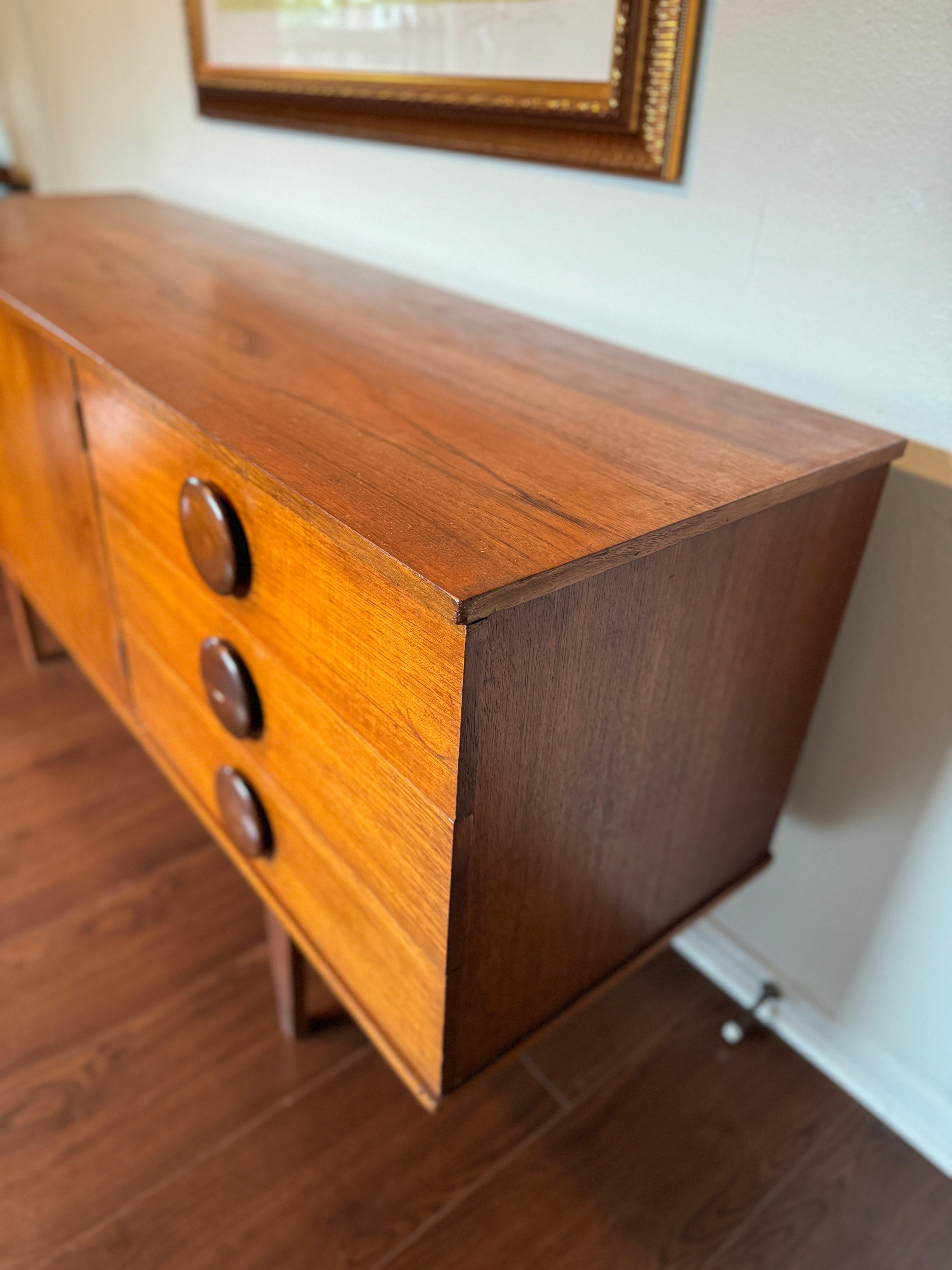 A rare mid century modern sideboard with round wooden pulls, circa 1960s For Sale 4