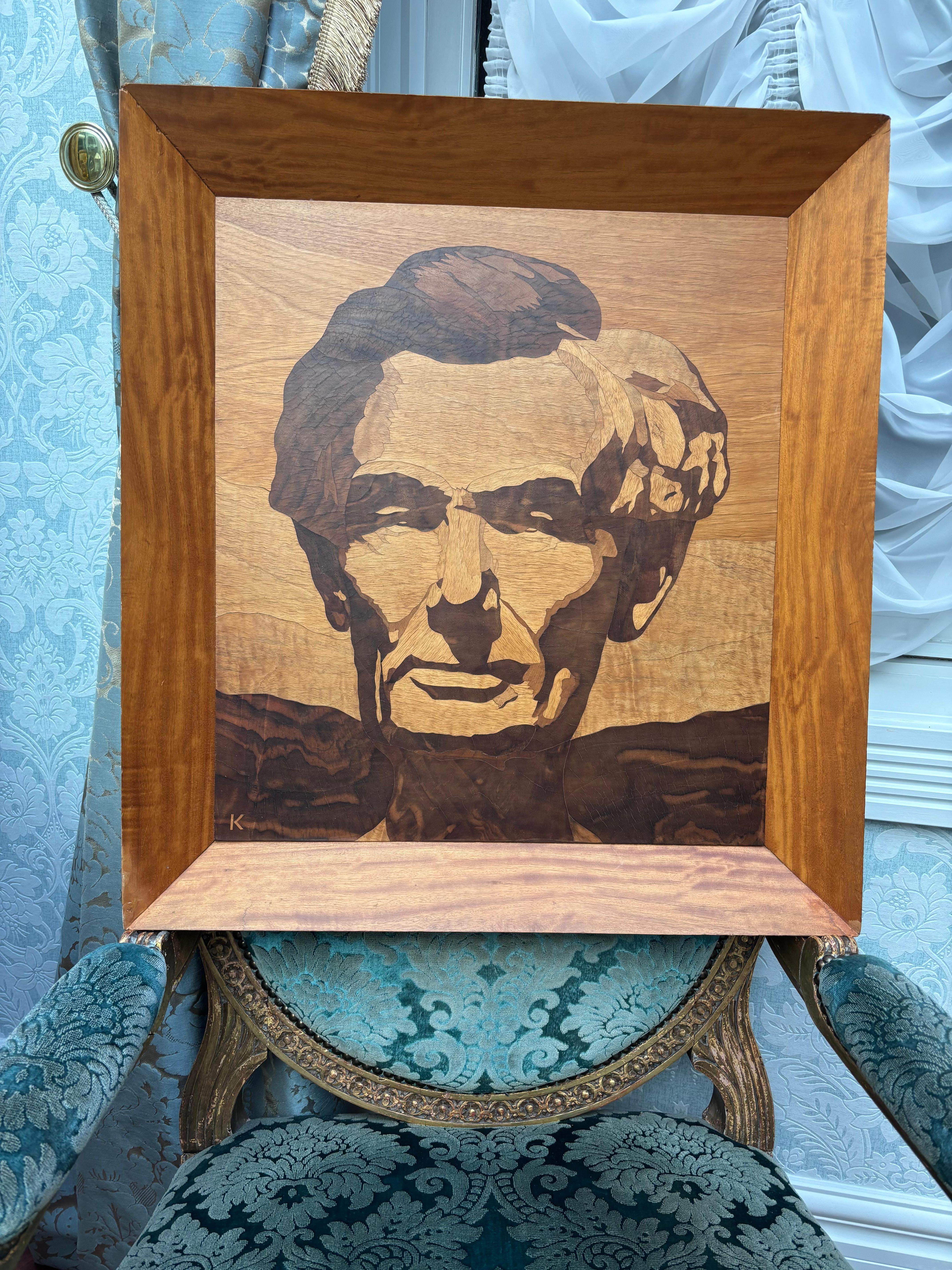 Bois Rare portrait d'Abraham Lincoln exécuté en bois incrusté au milieu du siècle, signé K.Wood. en vente