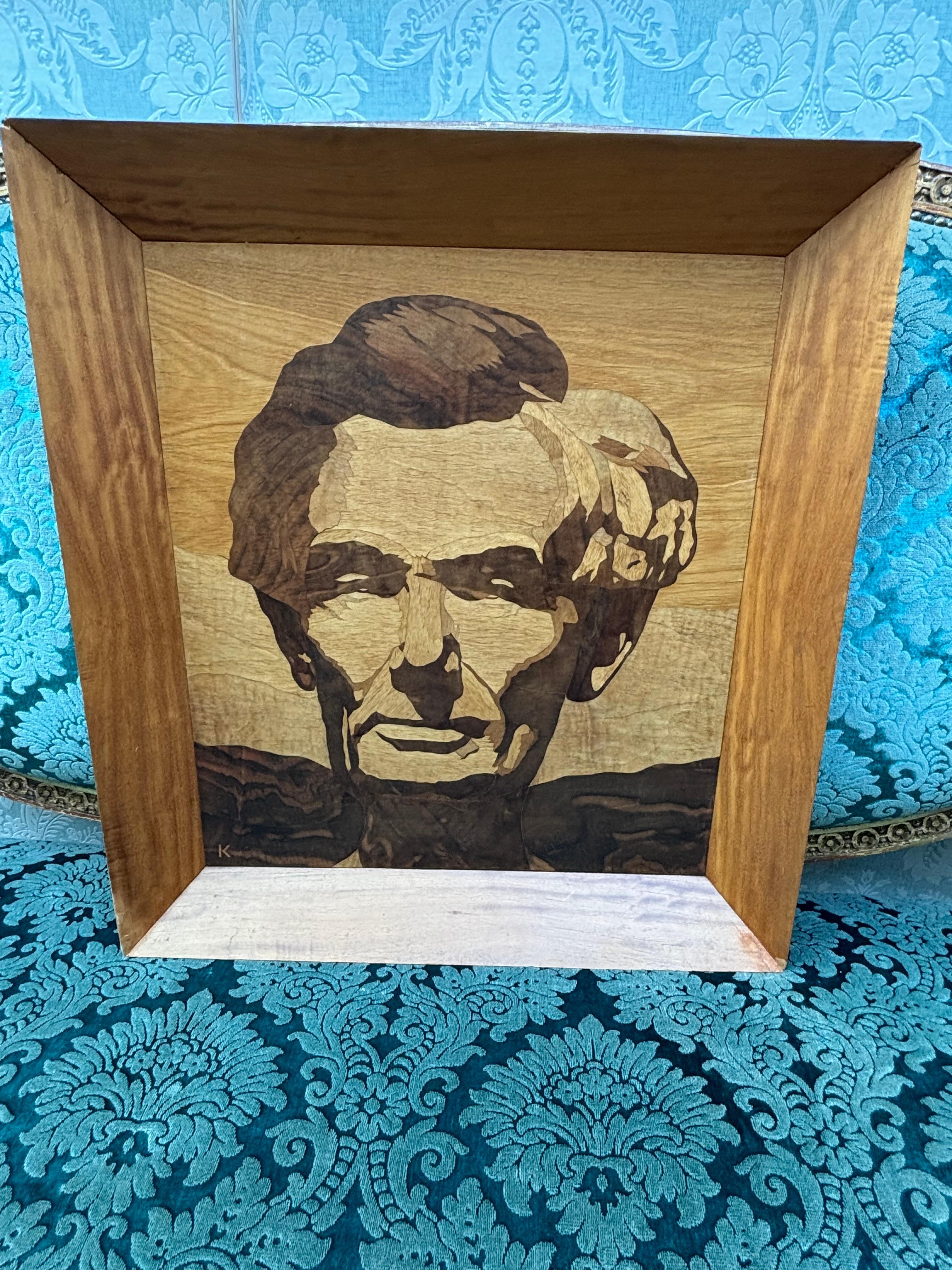 Rare portrait d'Abraham Lincoln exécuté en bois incrusté au milieu du siècle, signé K.Wood. en vente 1
