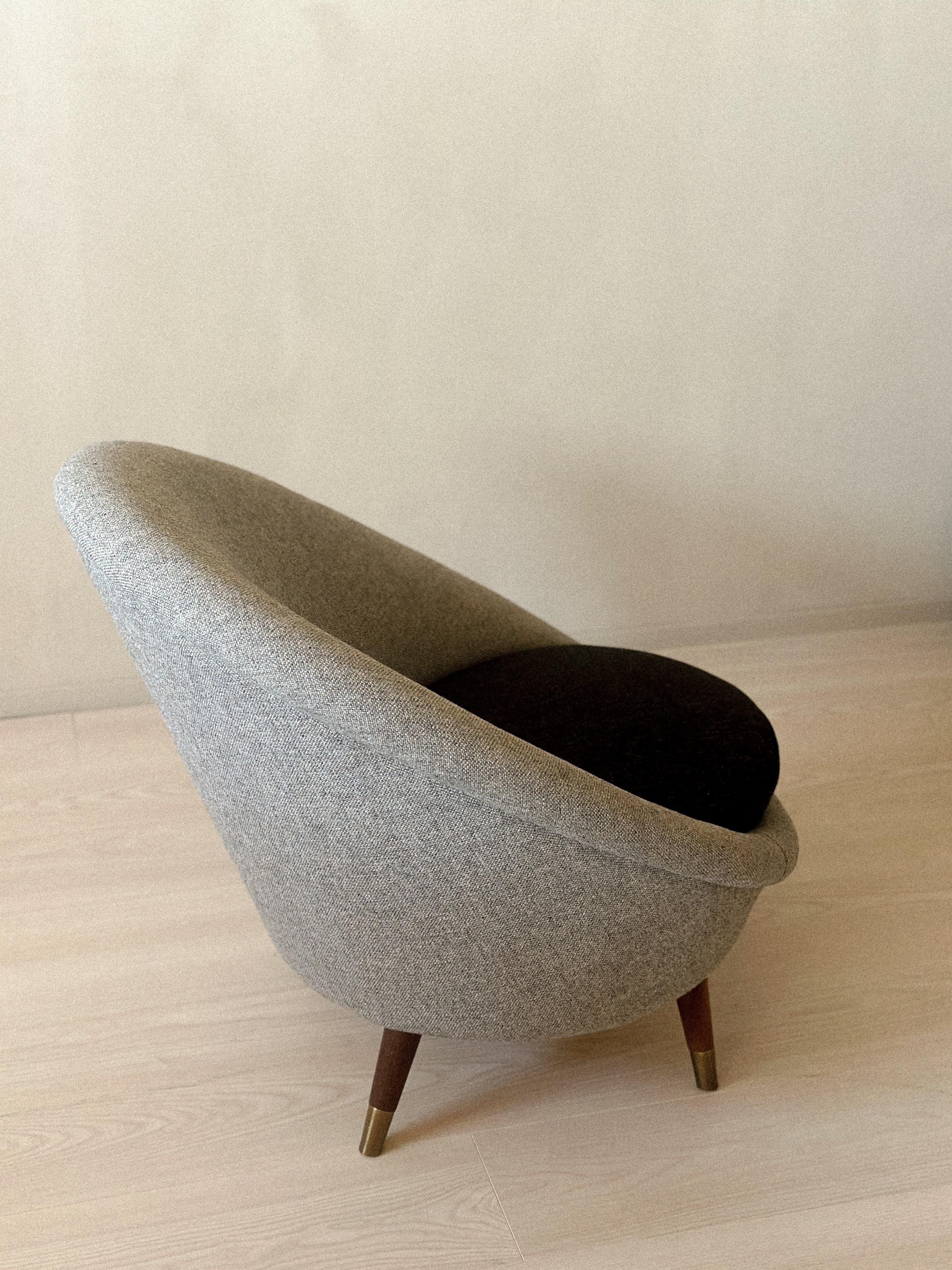 A Rare Mid-Century Scandinavian Egg Chair, Model 